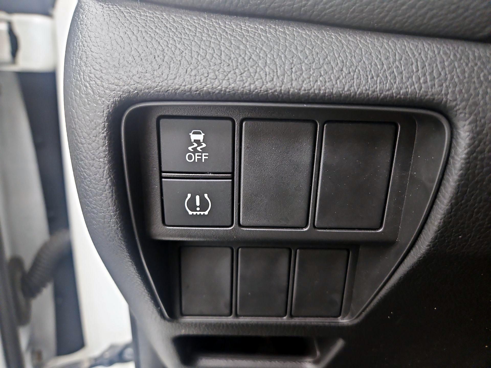 Thumbnail: 2018 Honda CR-V - 13