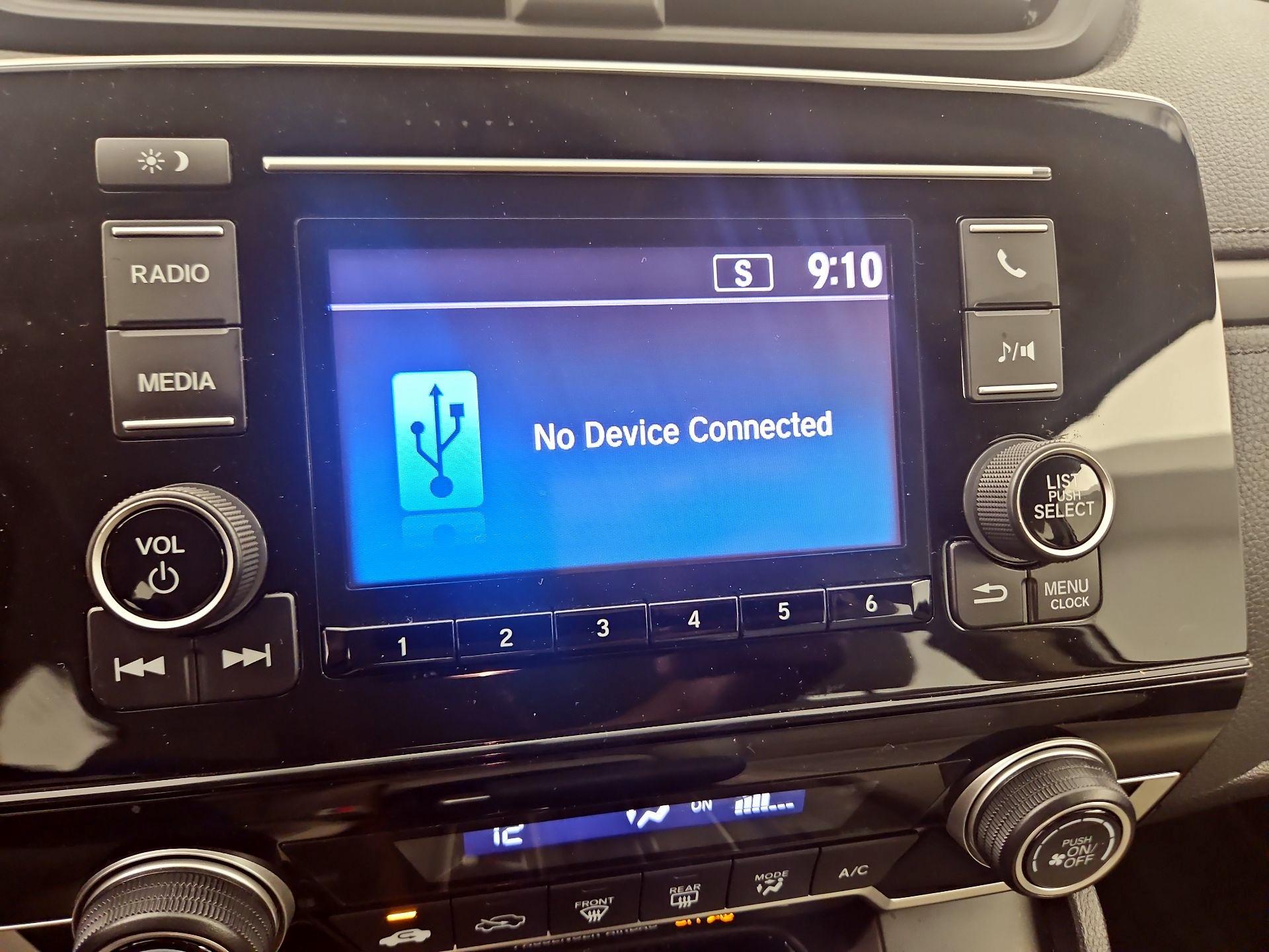 Thumbnail: 2018 Honda CR-V - 15