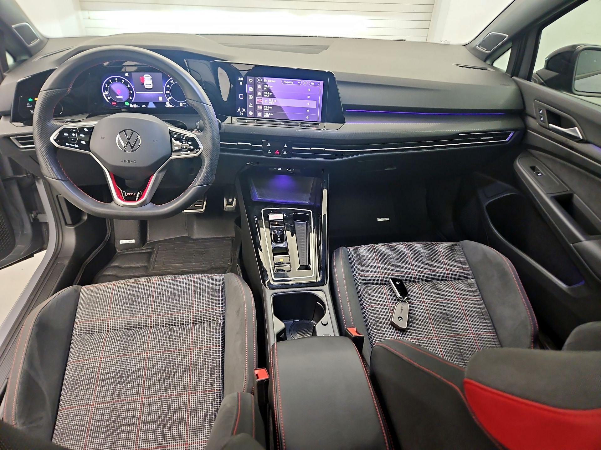 Thumbnail: 2024 Volkswagen Golf - 9