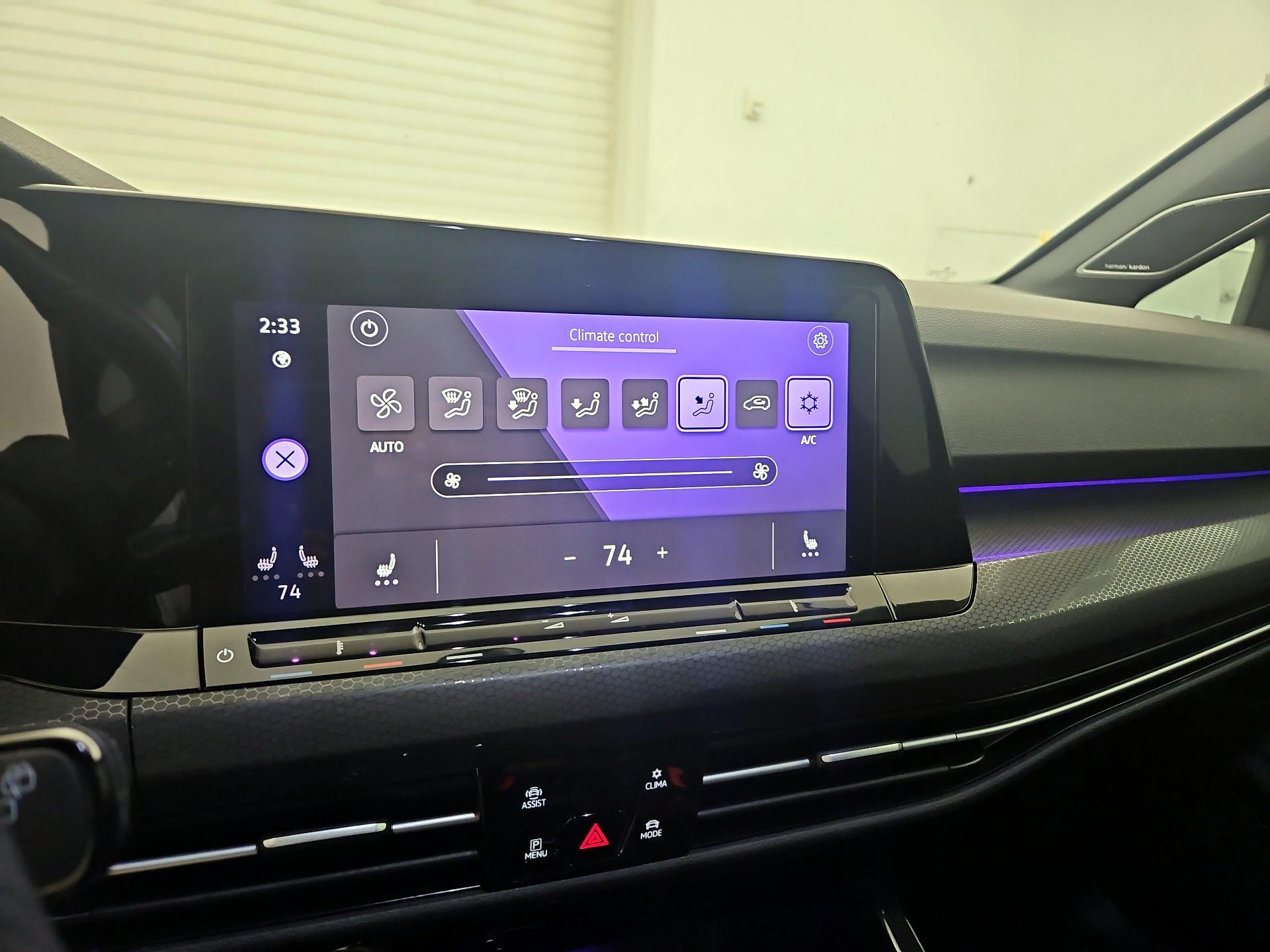 Thumbnail: 2024 Volkswagen Golf - 16