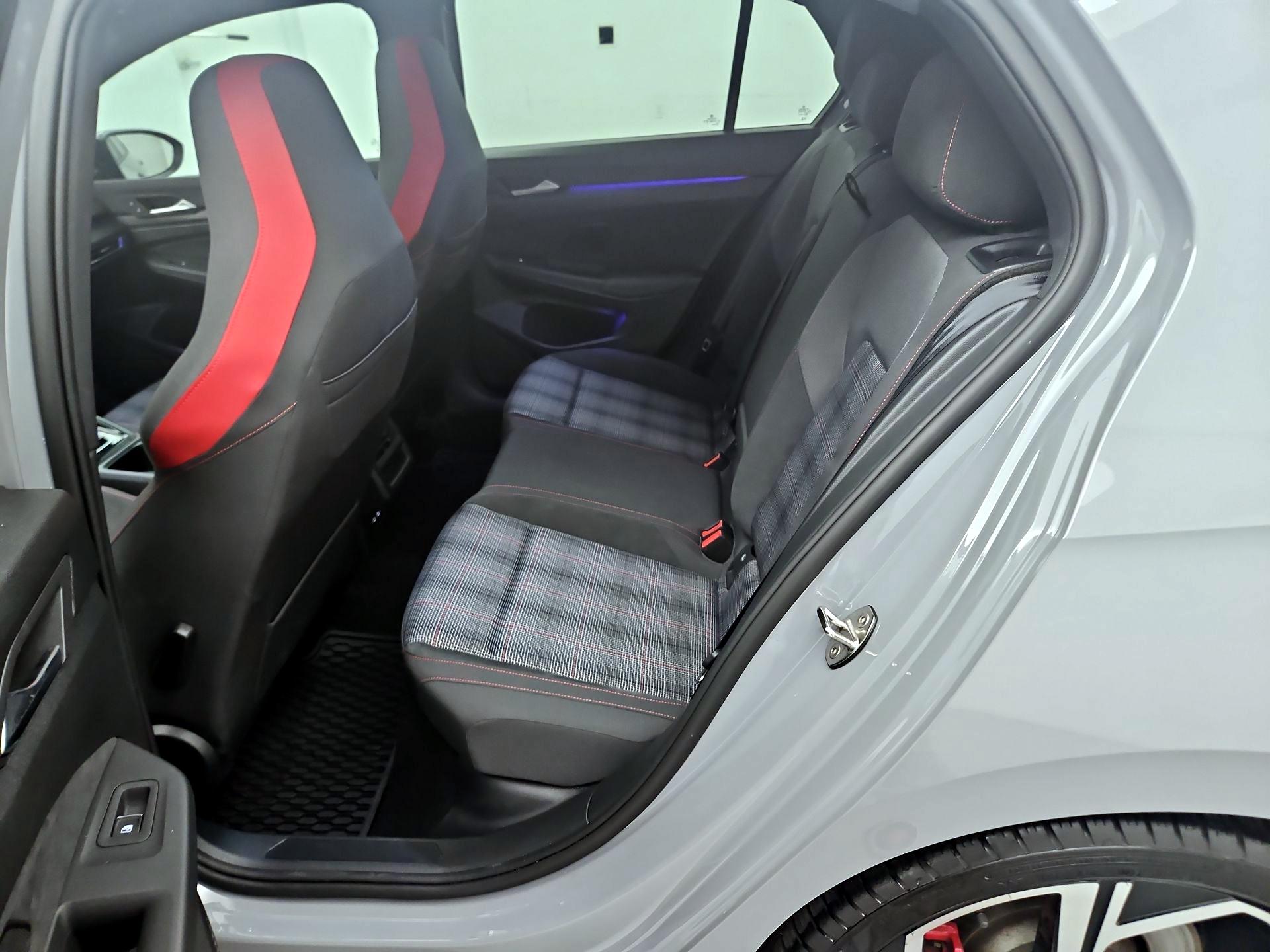 Thumbnail: 2024 Volkswagen Golf - 20