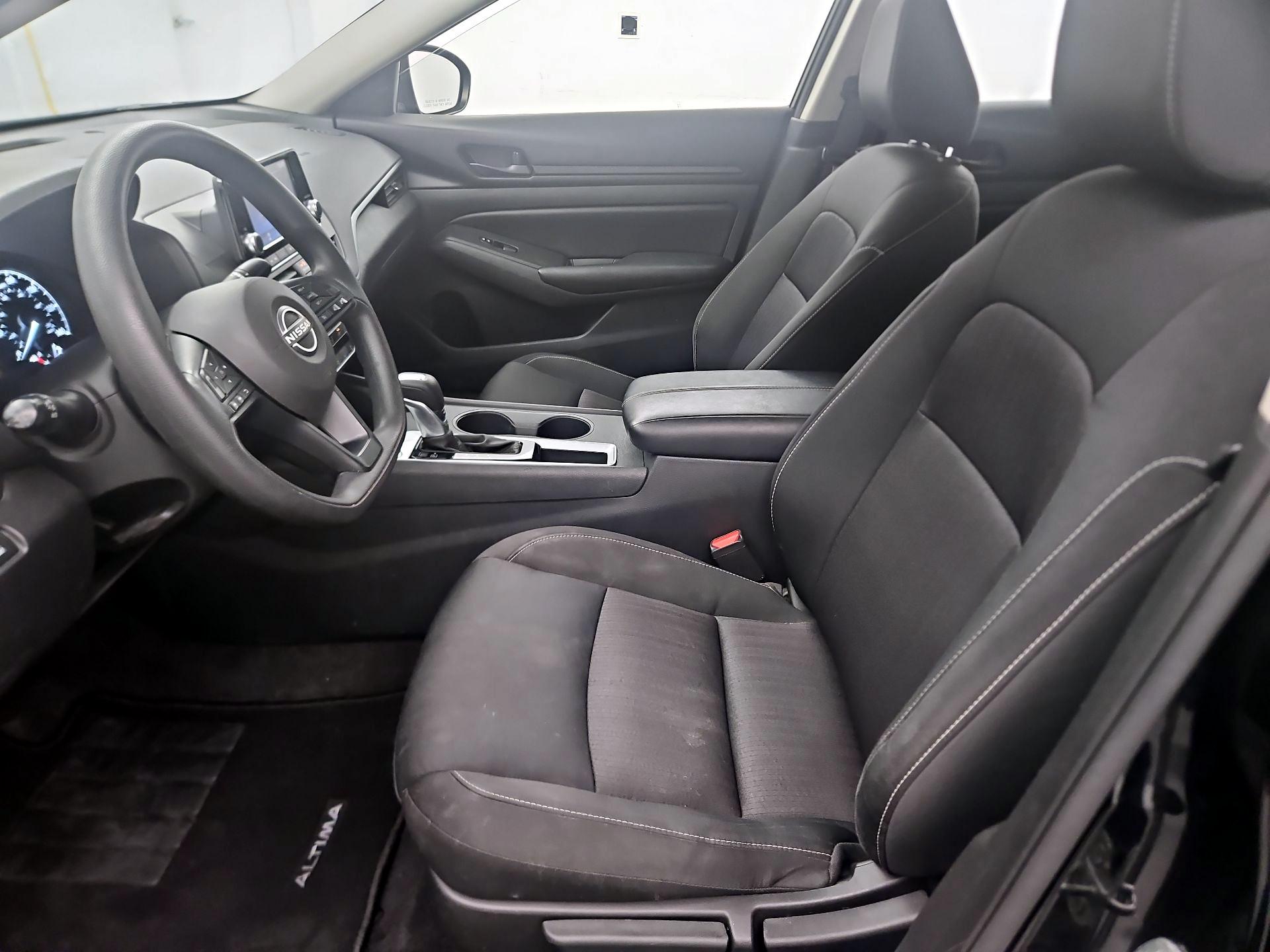 Thumbnail: 2023 Nissan Altima - 11