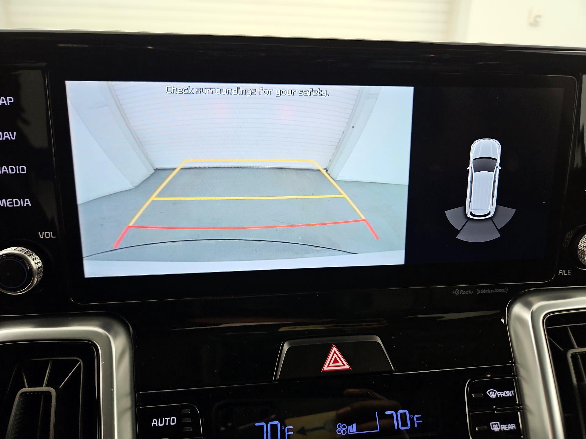 Thumbnail: 2021 Kia Sorento - 15