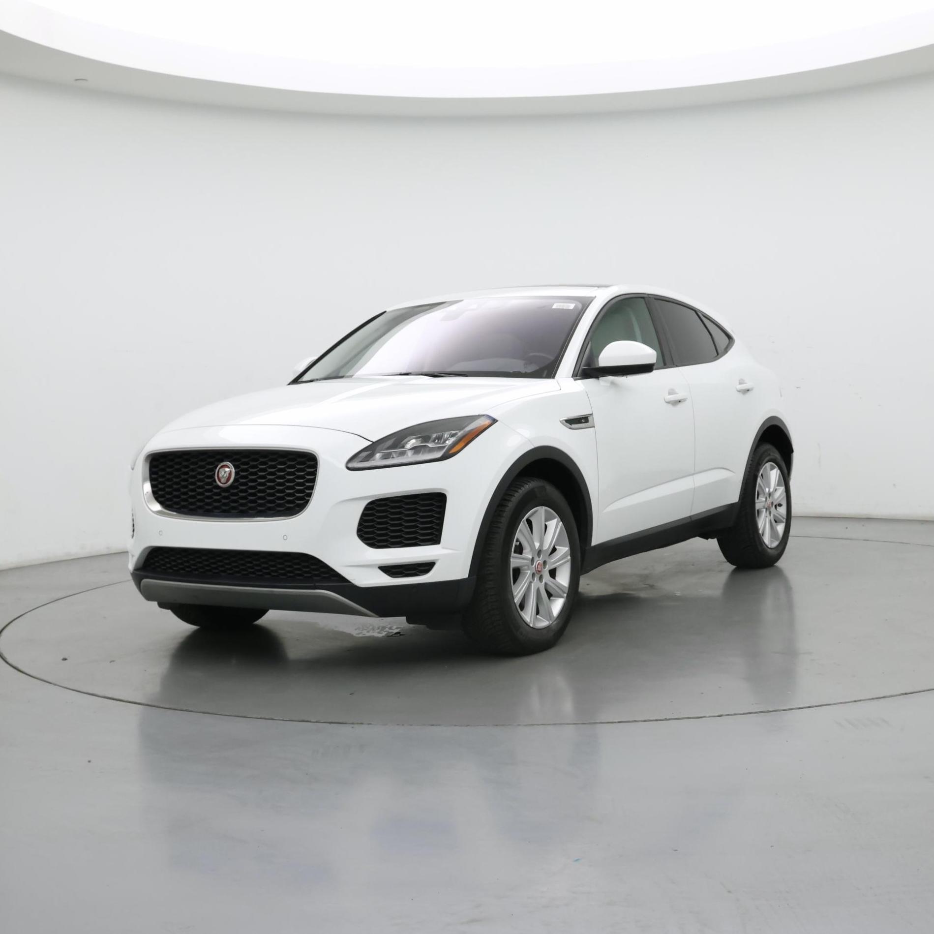 Thumbnail: 2019 Jaguar E-Pace - 4