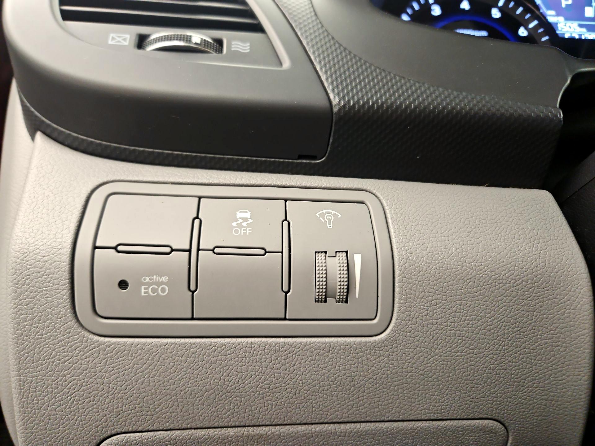 Thumbnail: 2014 Hyundai Accent - 13