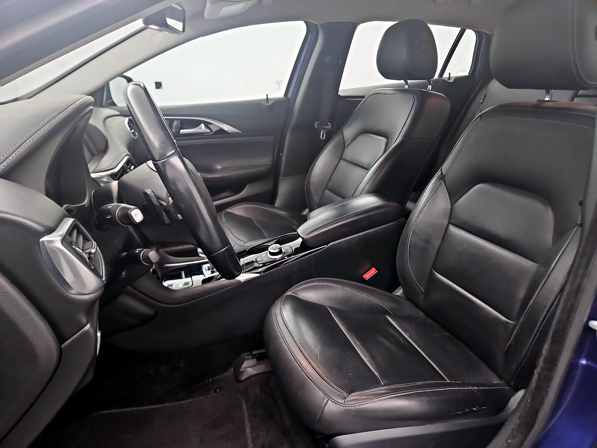 Thumbnail: 2018 INFINITI QX30 - 11