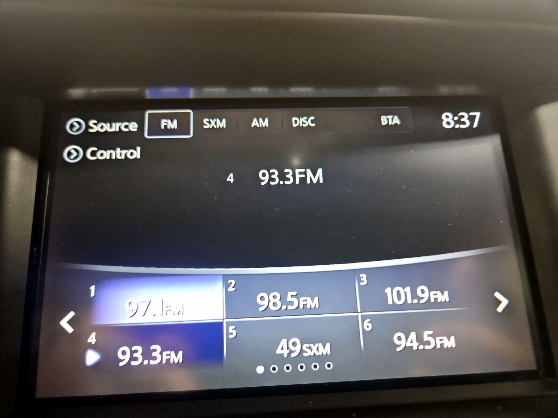 Thumbnail: 2018 INFINITI QX30 - 13