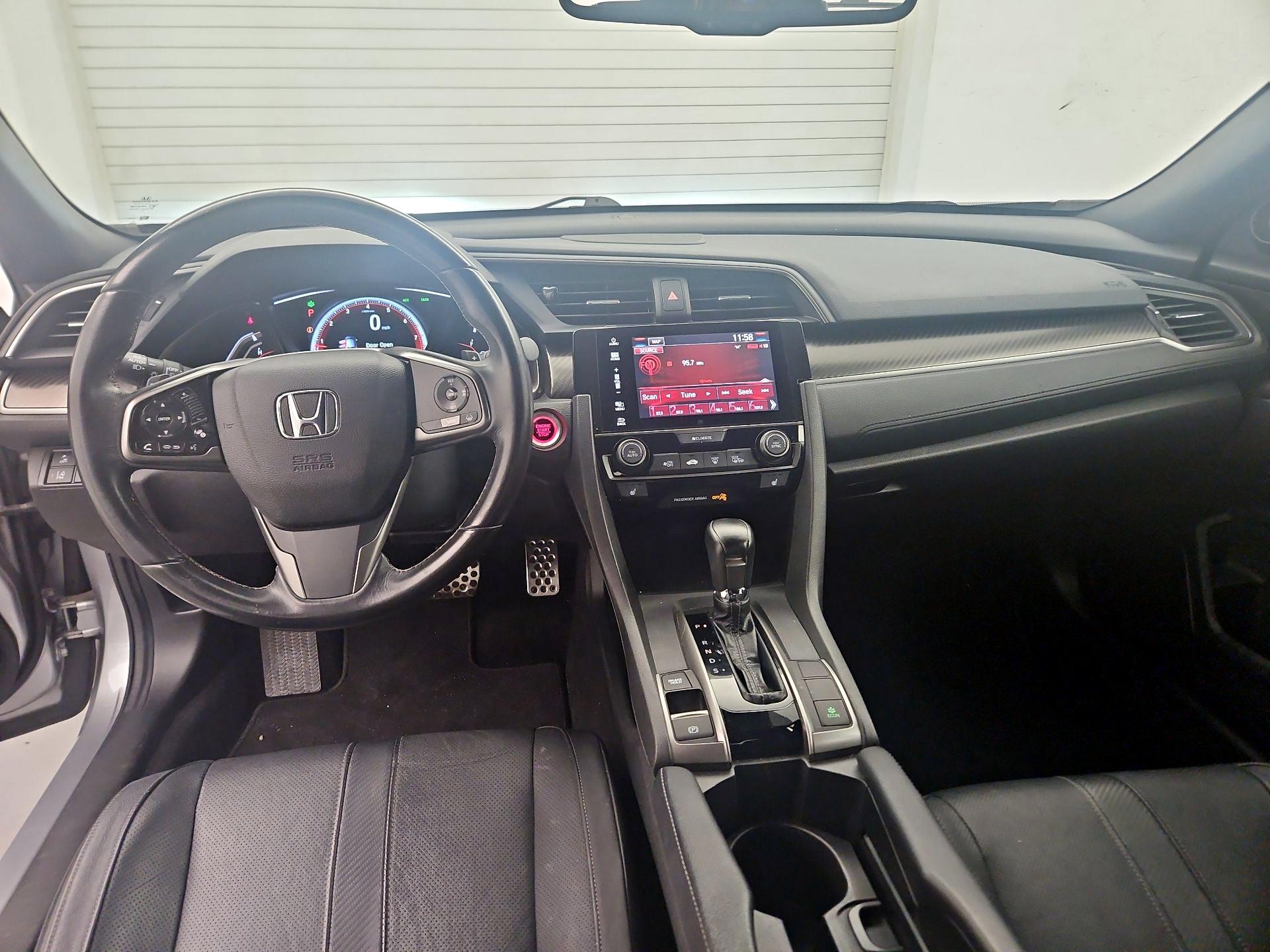 Thumbnail: 2017 Honda Civic - 9