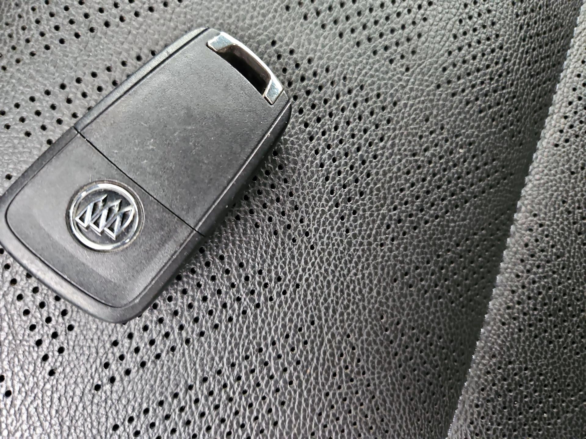 Thumbnail: 2017 Buick Cascada - 19