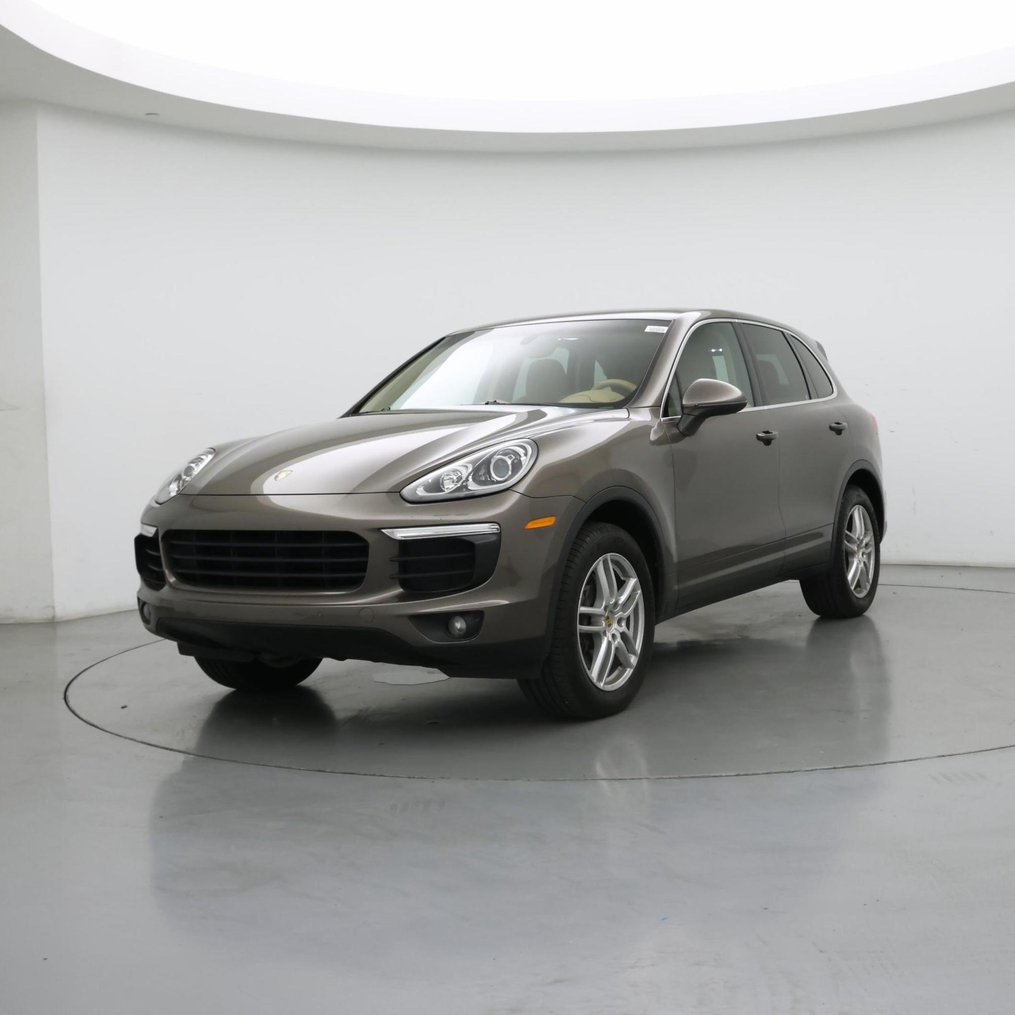 Thumbnail: 2016 Porsche Cayenne - 4