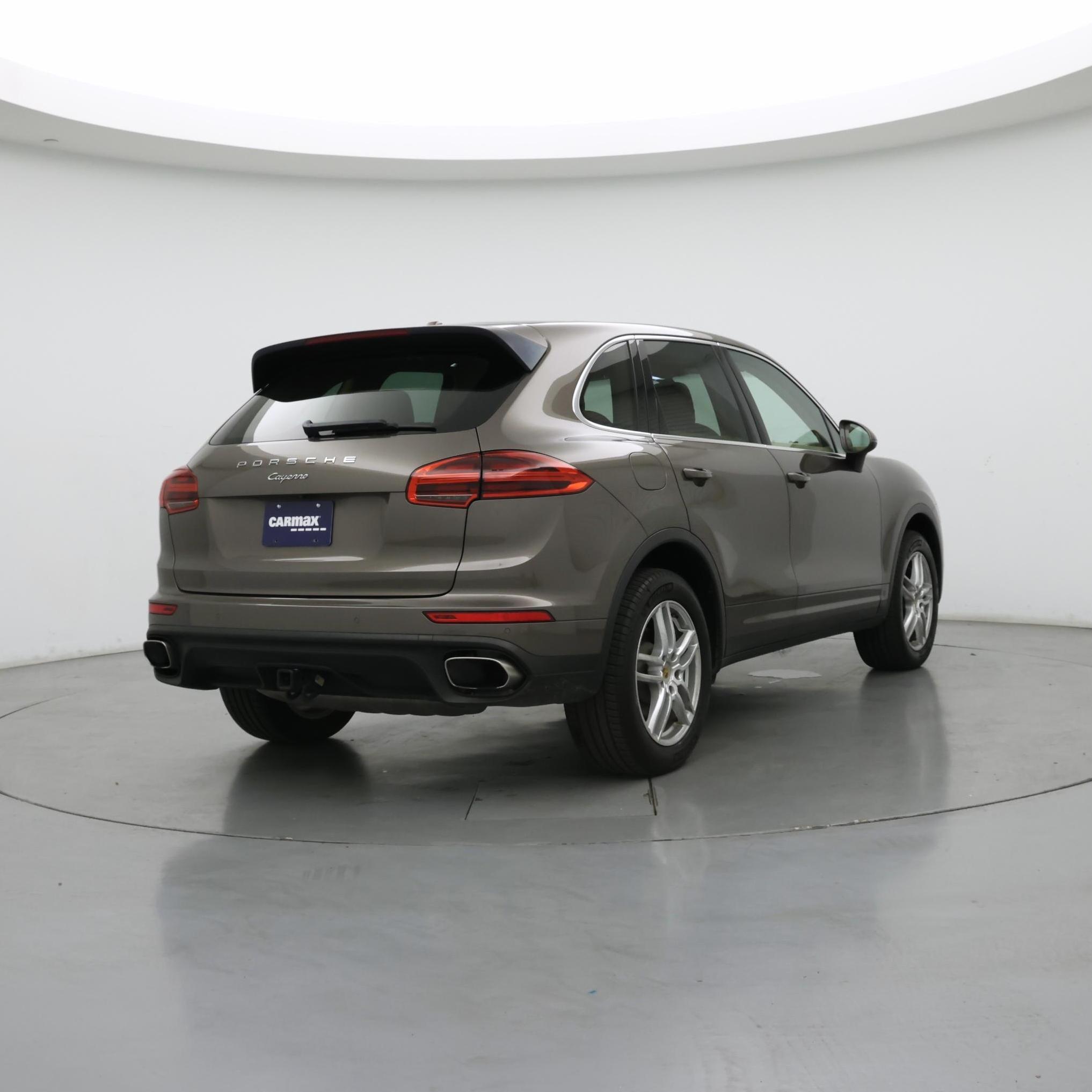 Thumbnail: 2016 Porsche Cayenne - 8