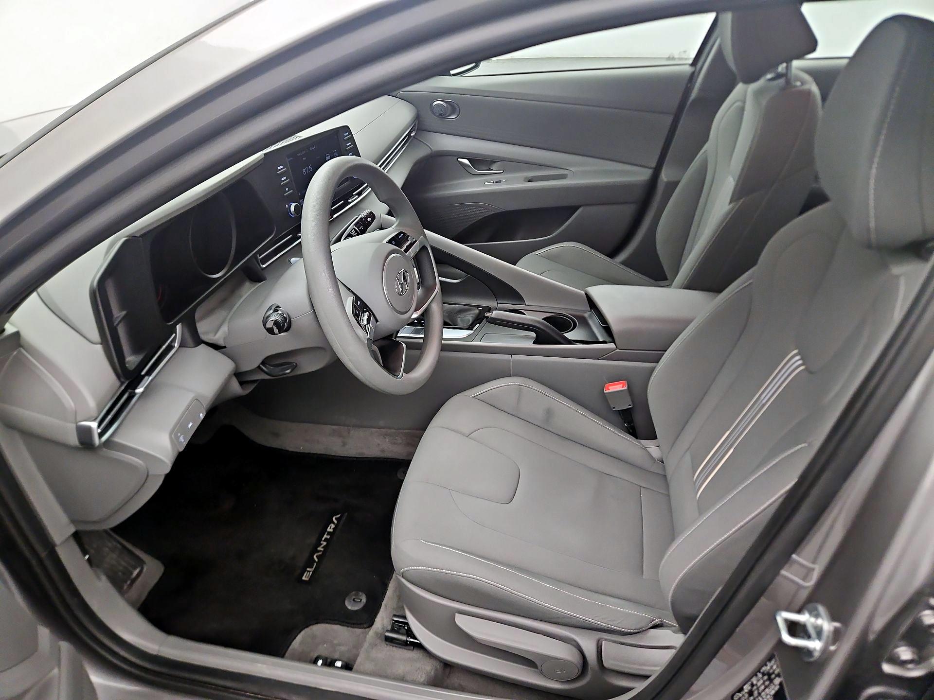 Thumbnail: 2023 Hyundai Elantra - 11