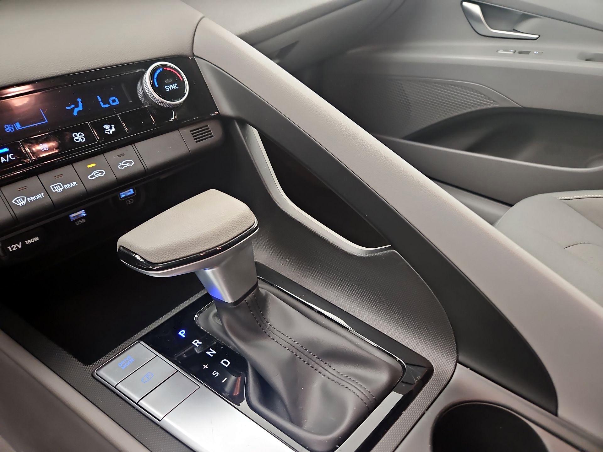 Thumbnail: 2023 Hyundai Elantra - 15