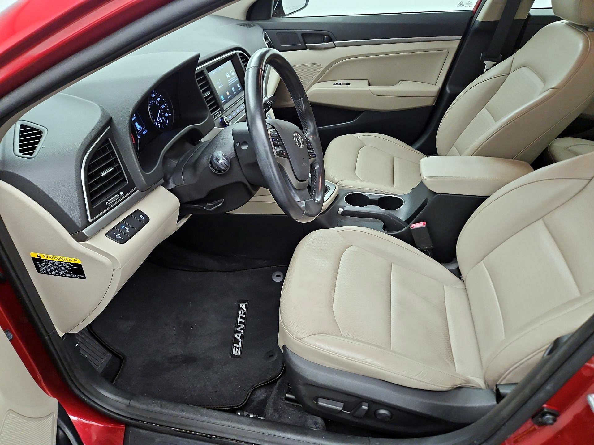 Thumbnail: 2017 Hyundai Elantra - 11