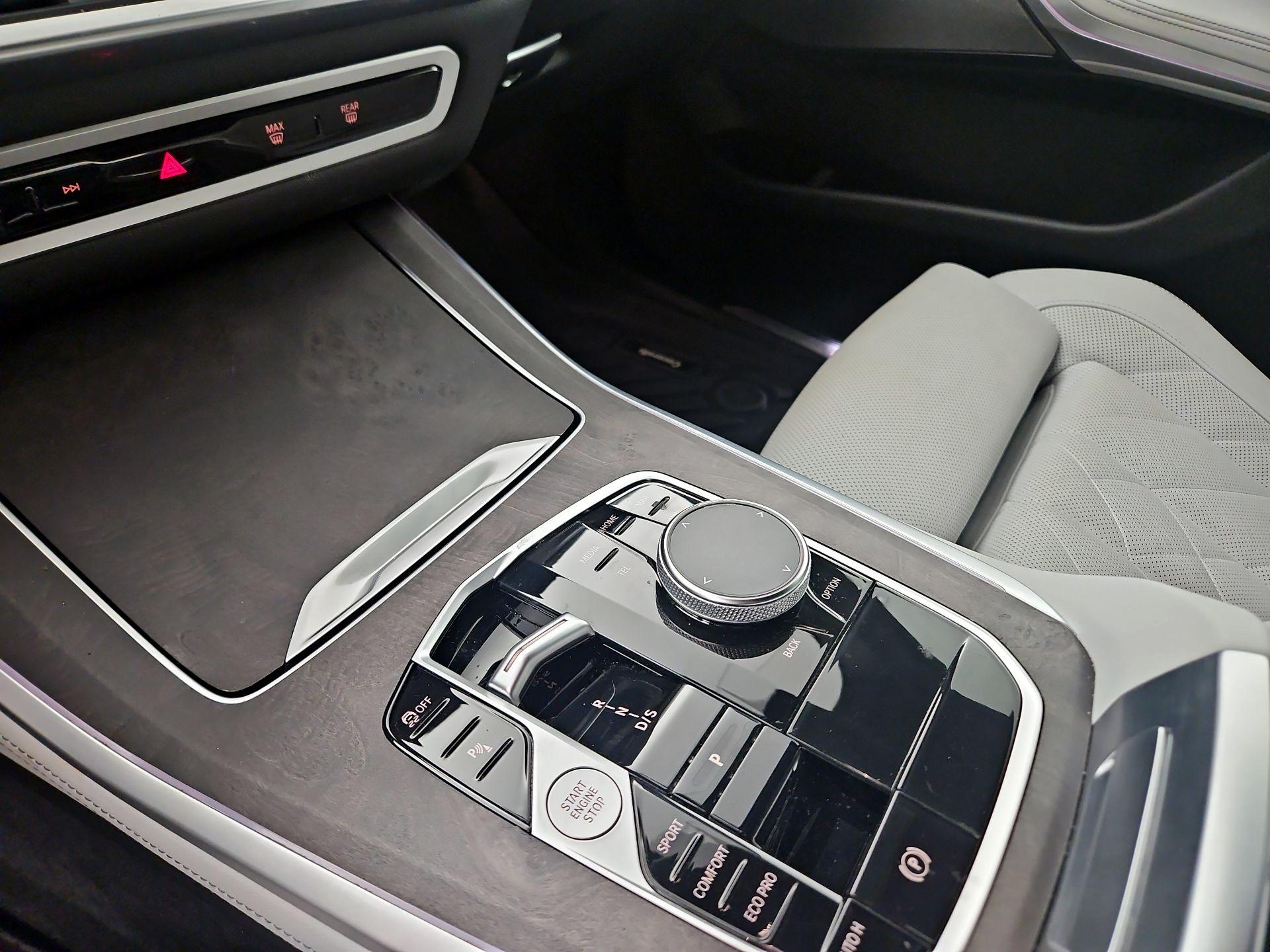 Thumbnail: 2024 BMW X5 - 15