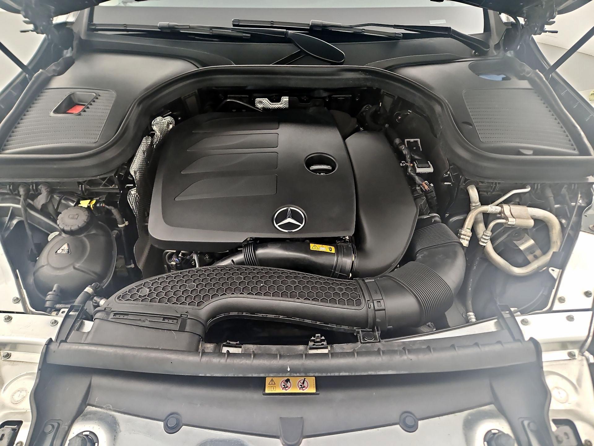 Thumbnail: 2021 Mercedes-Benz GLC - 19