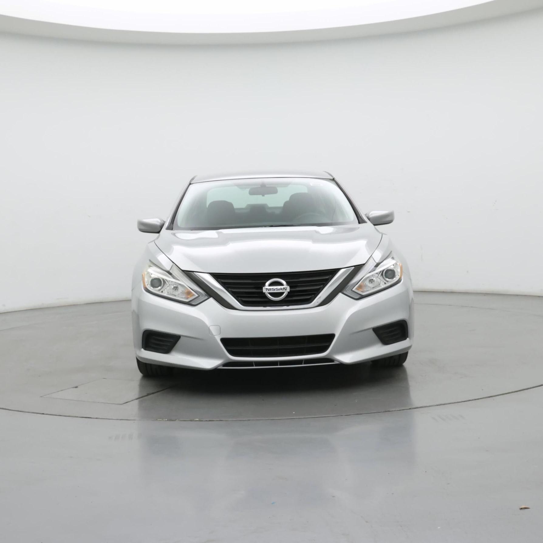 Thumbnail: 2017 Nissan Altima - 5