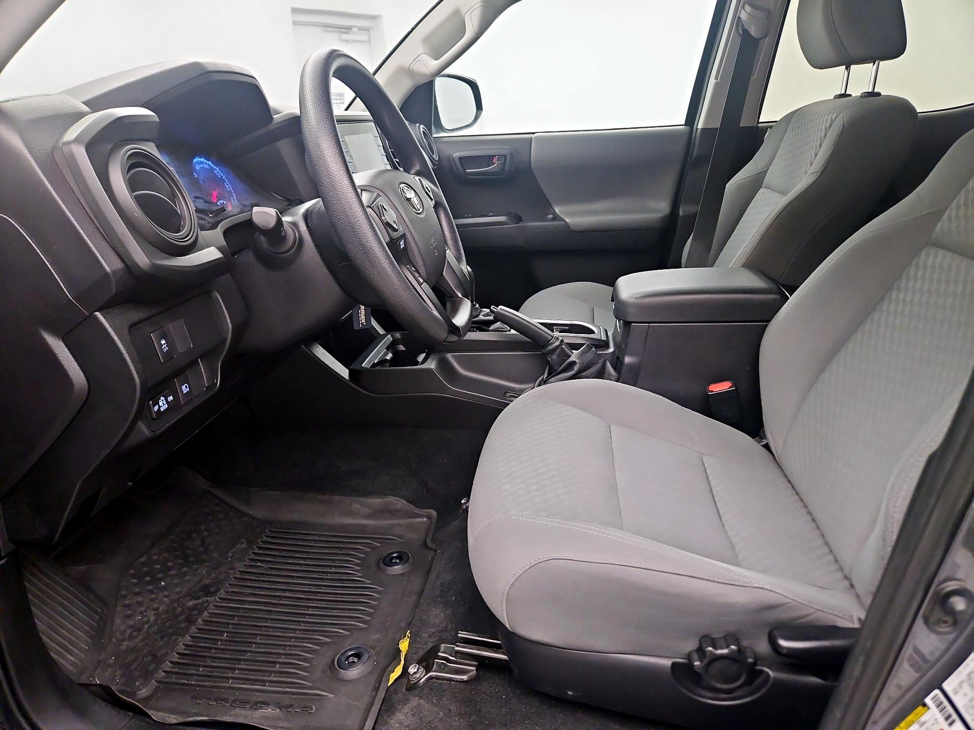 Thumbnail: 2021 Toyota Tacoma - 11