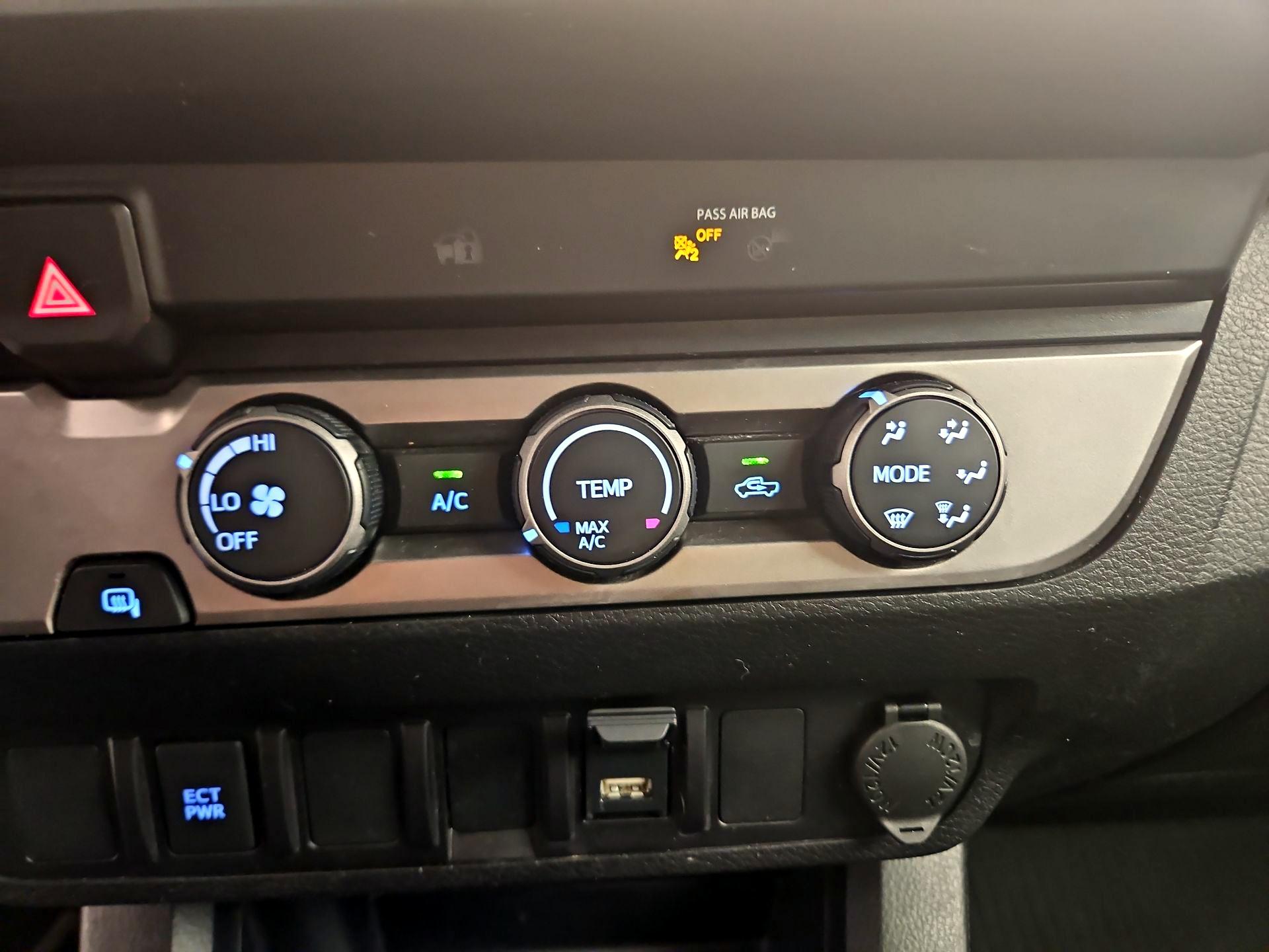 Thumbnail: 2021 Toyota Tacoma - 16