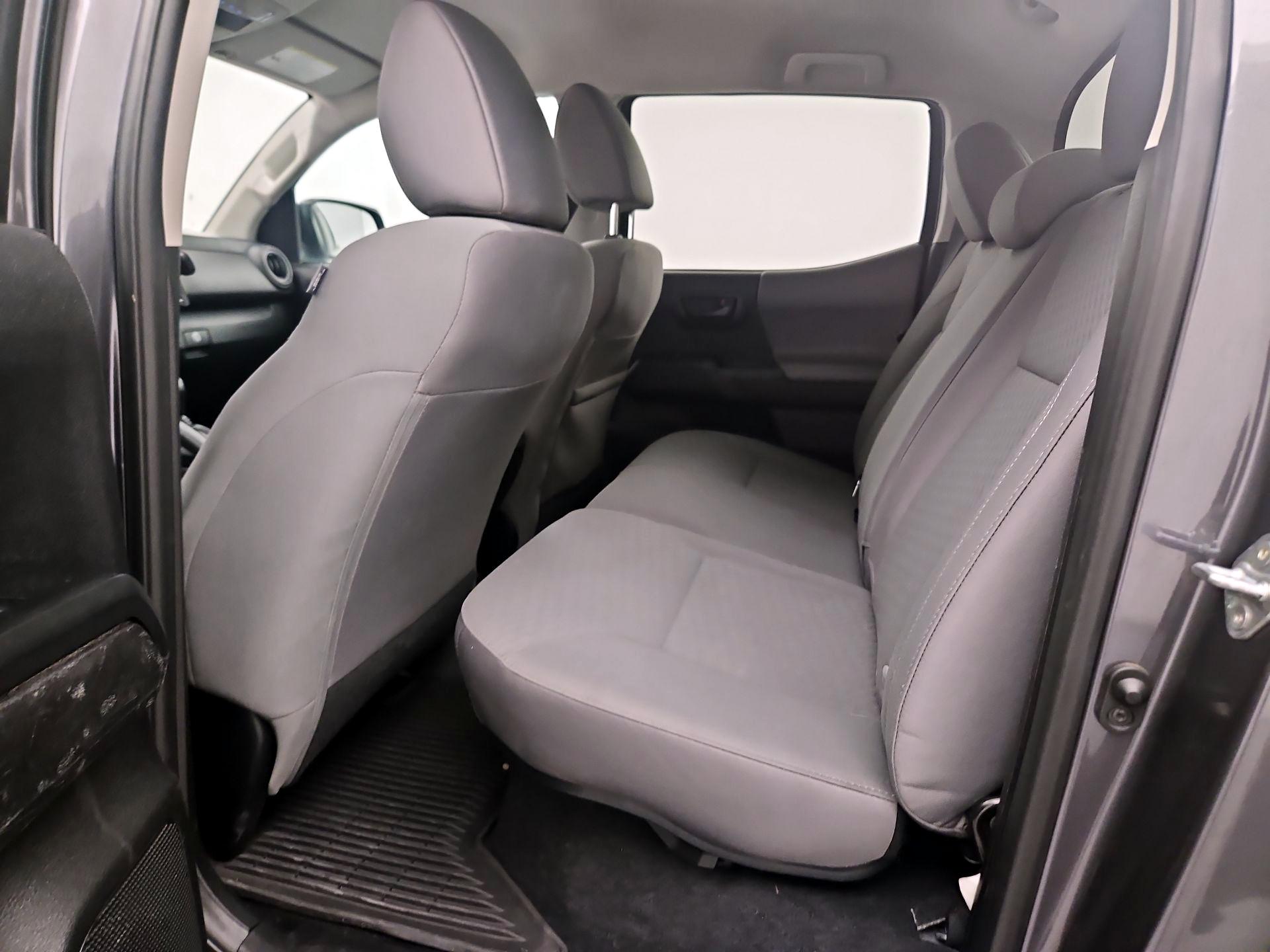 Thumbnail: 2021 Toyota Tacoma - 19