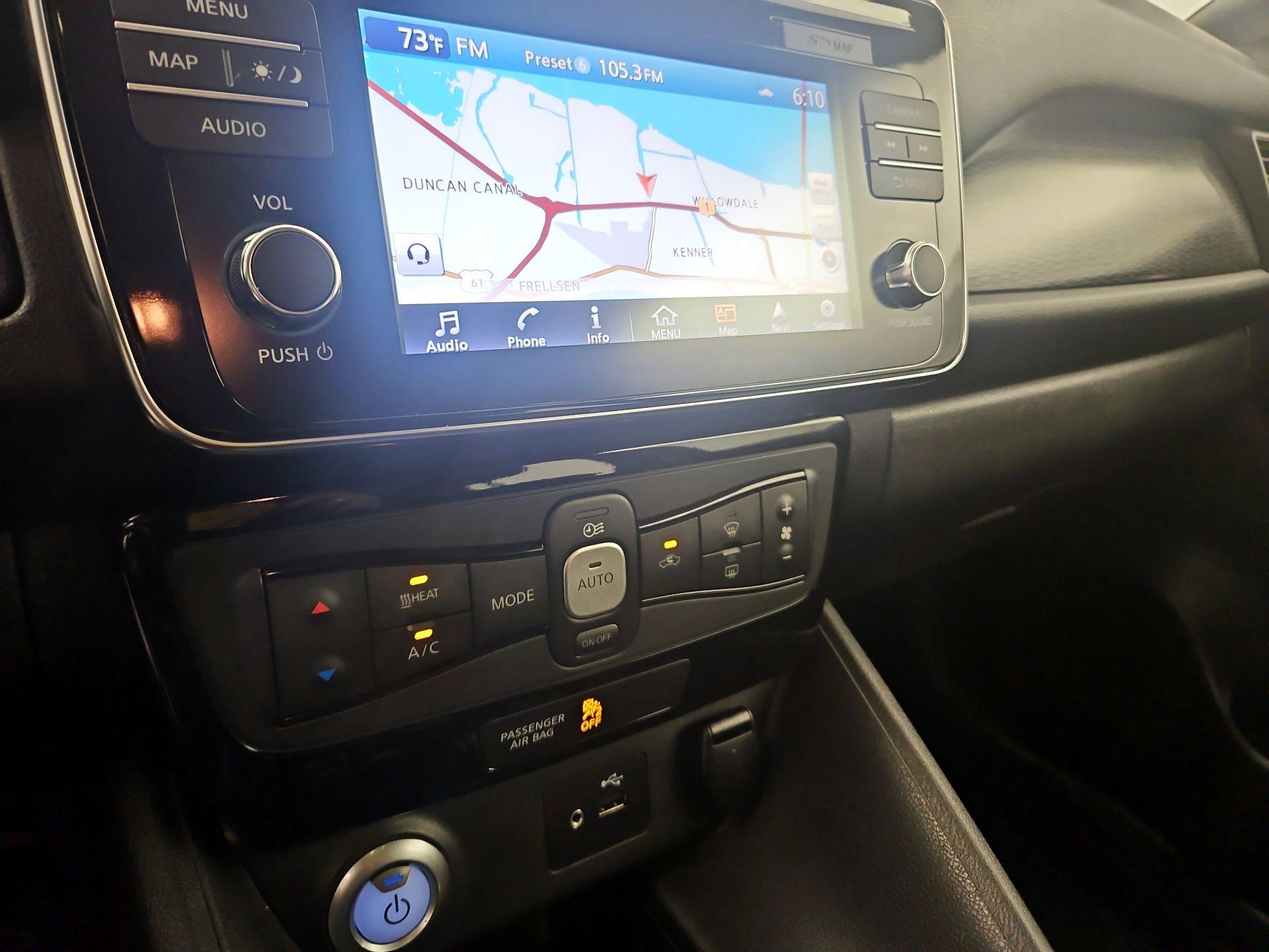 Thumbnail: 2019 Nissan Leaf - 14