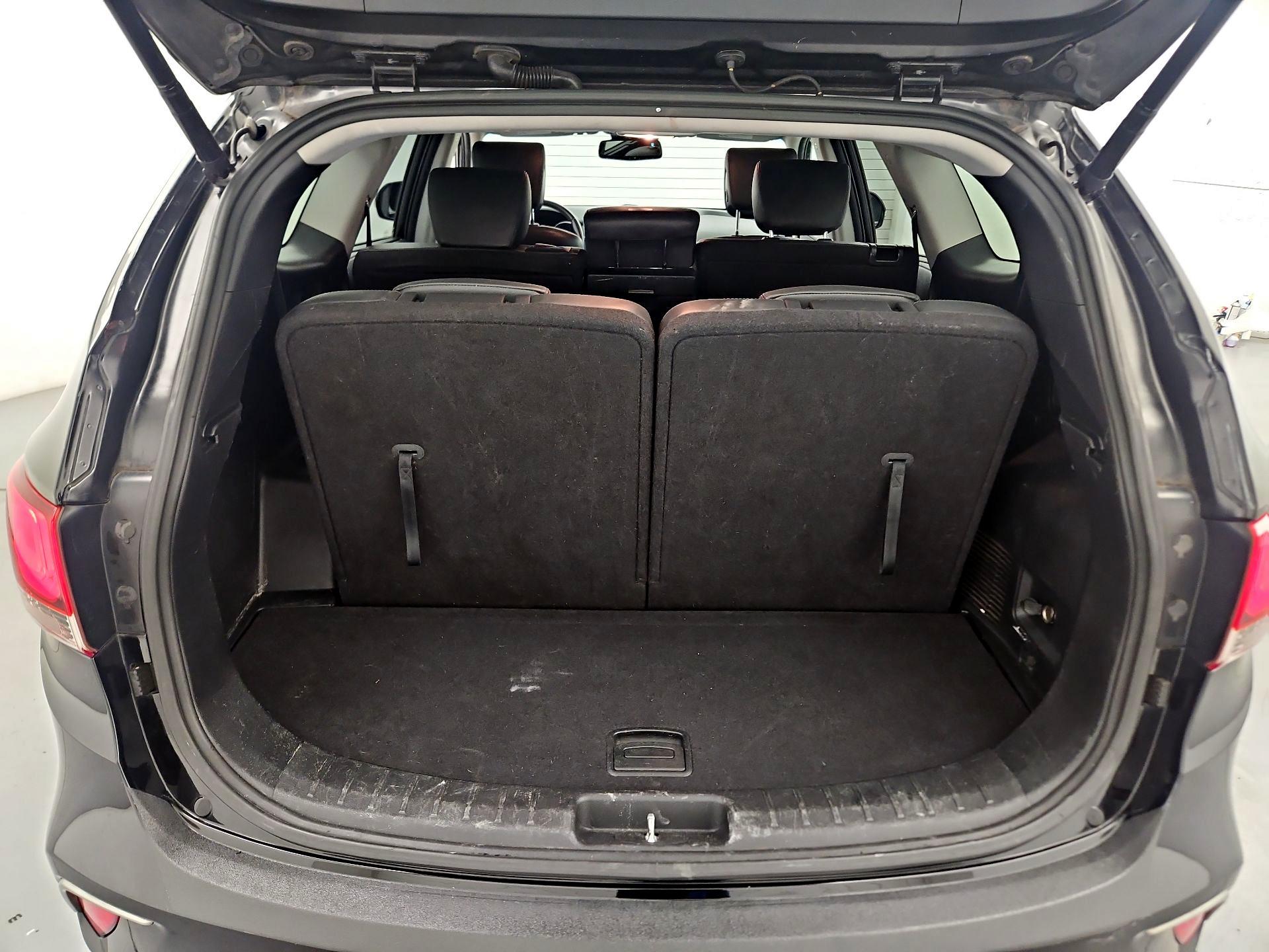 Thumbnail: 2018 Hyundai Santa Fe - 20