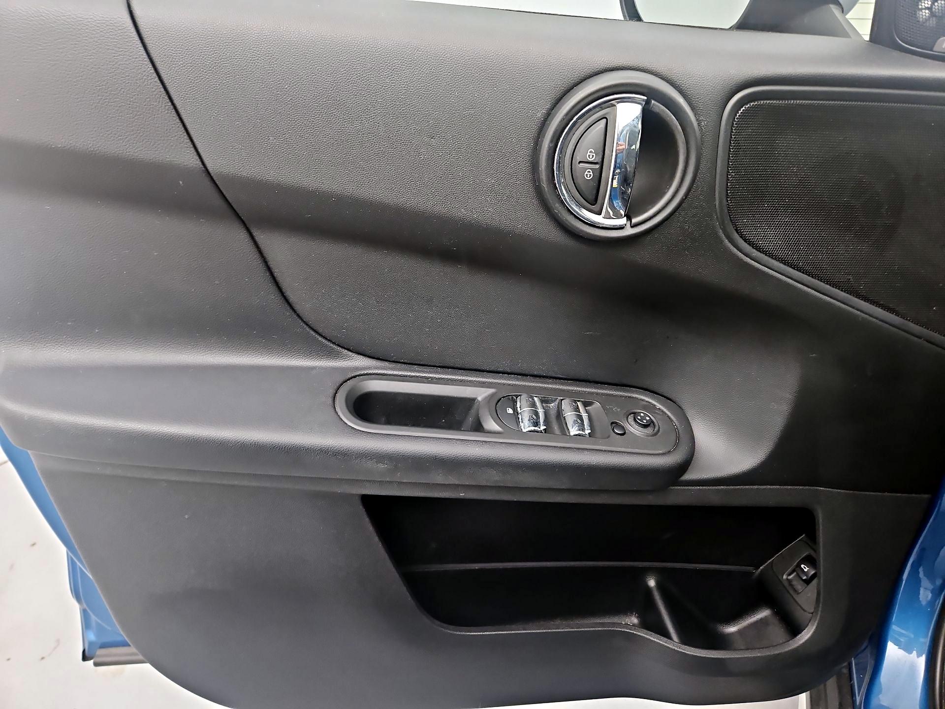 Thumbnail: 2018 MINI Cooper Countryman - 12