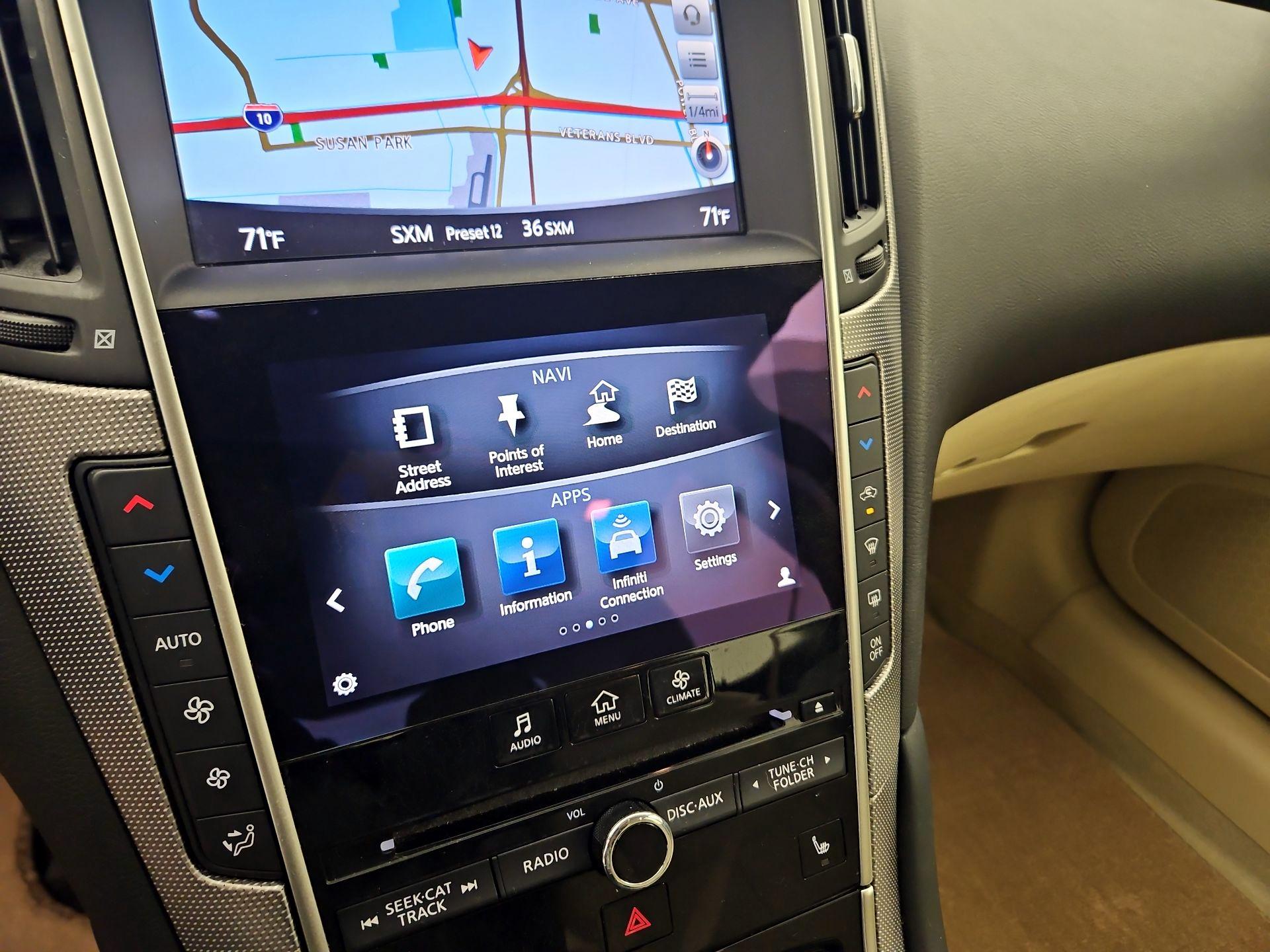 Thumbnail: 2015 INFINITI Q50 - 14