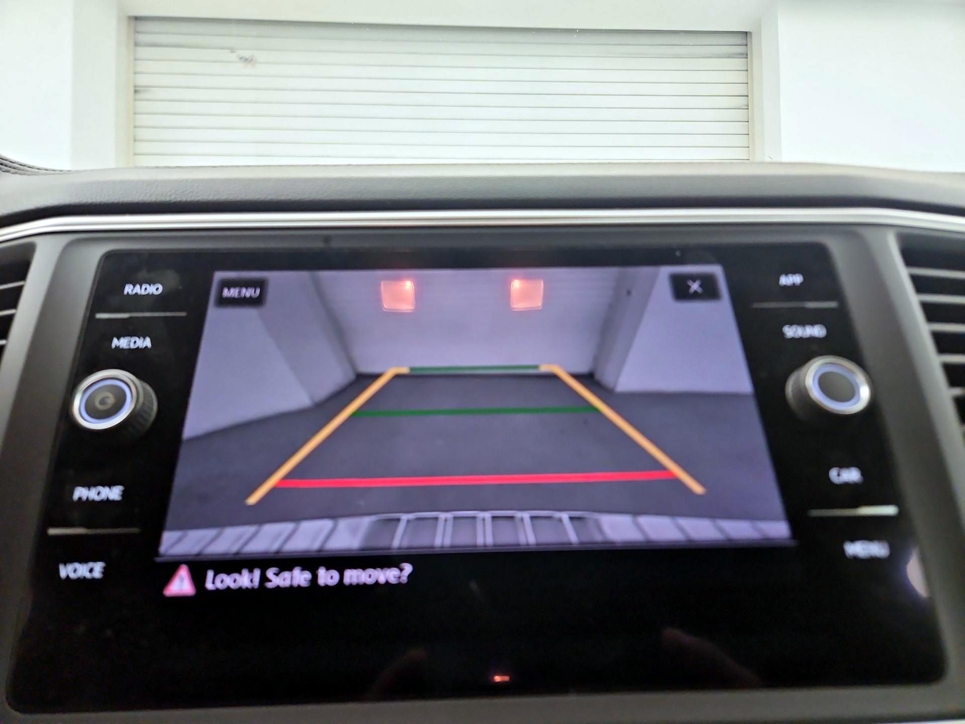 Thumbnail: 2019 Volkswagen Atlas - 14