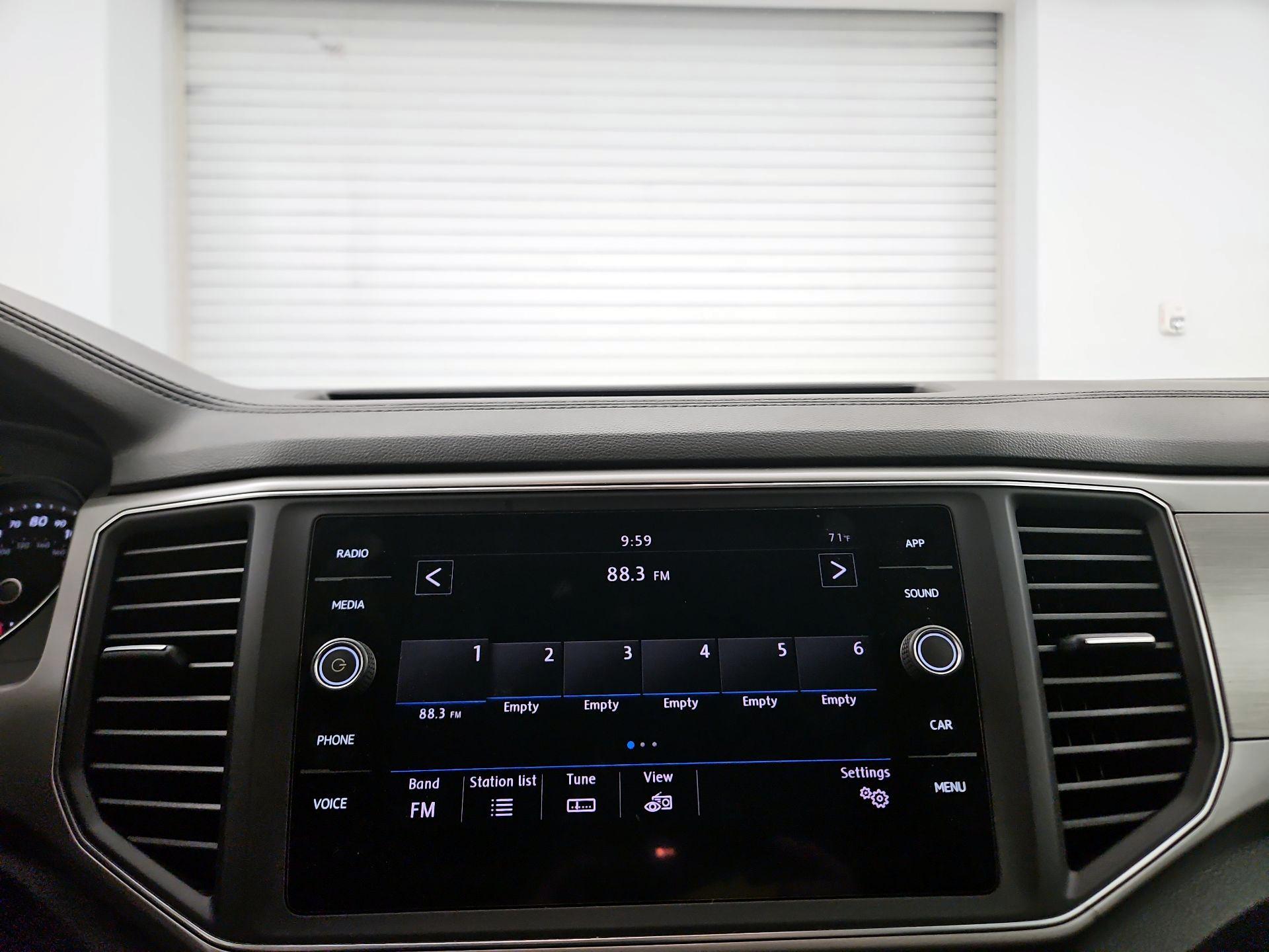 Thumbnail: 2019 Volkswagen Atlas - 15