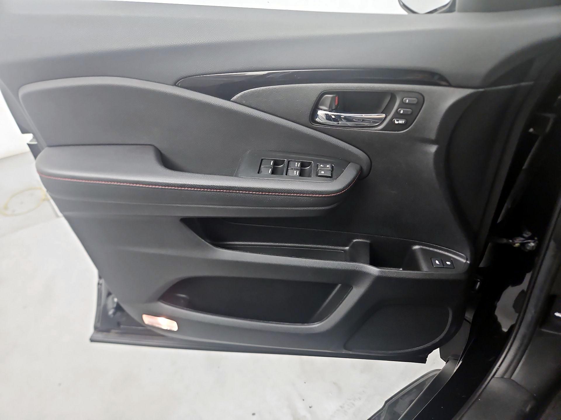 Thumbnail: 2022 Honda Pilot - 12