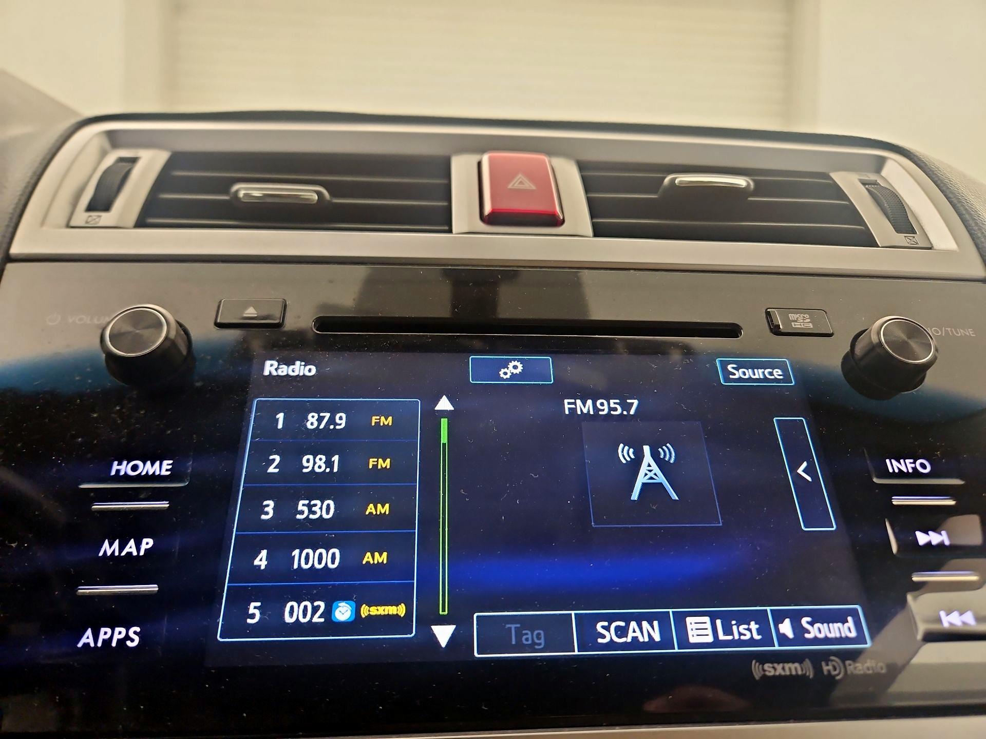 Thumbnail: 2017 Subaru Legacy - 15