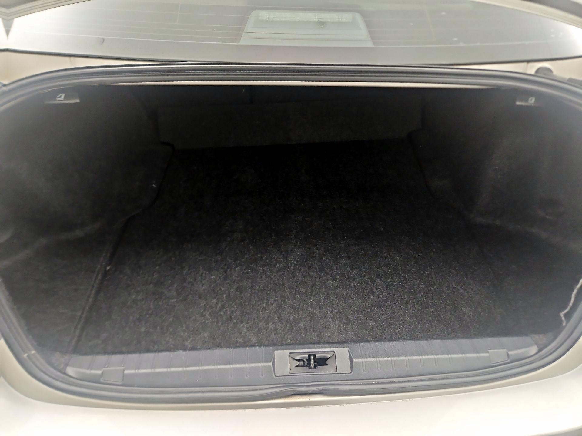 Thumbnail: 2017 Subaru Legacy - 20