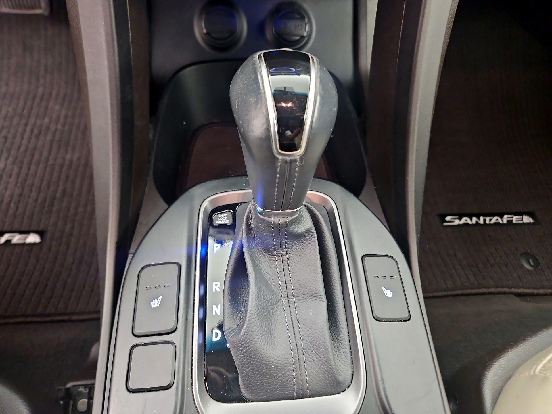 Thumbnail: 2014 Hyundai Santa Fe - 17