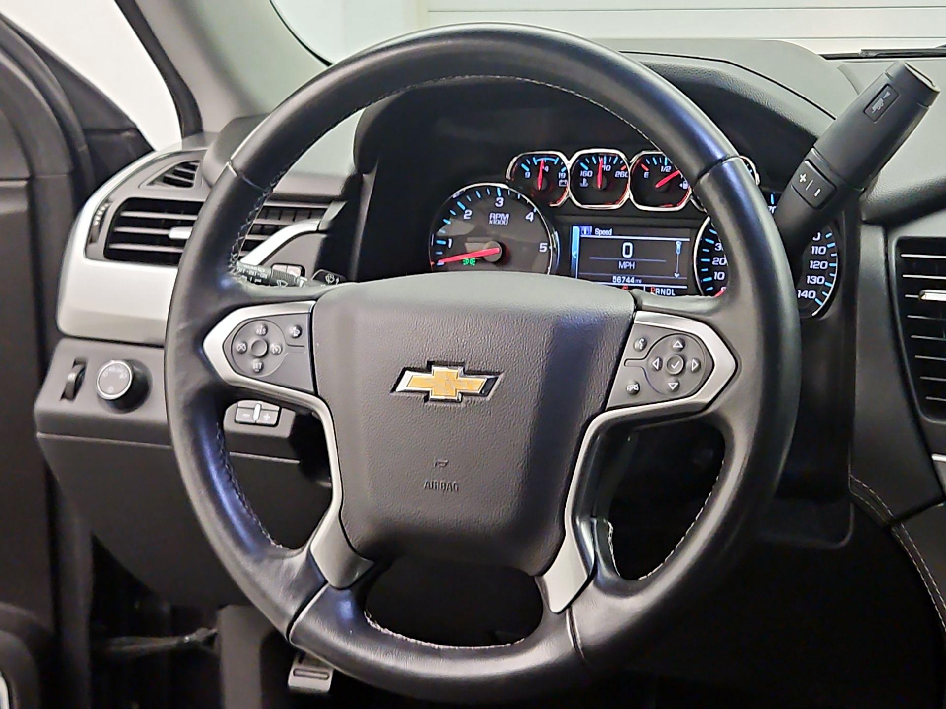 Thumbnail: 2017 Chevrolet Suburban - 10