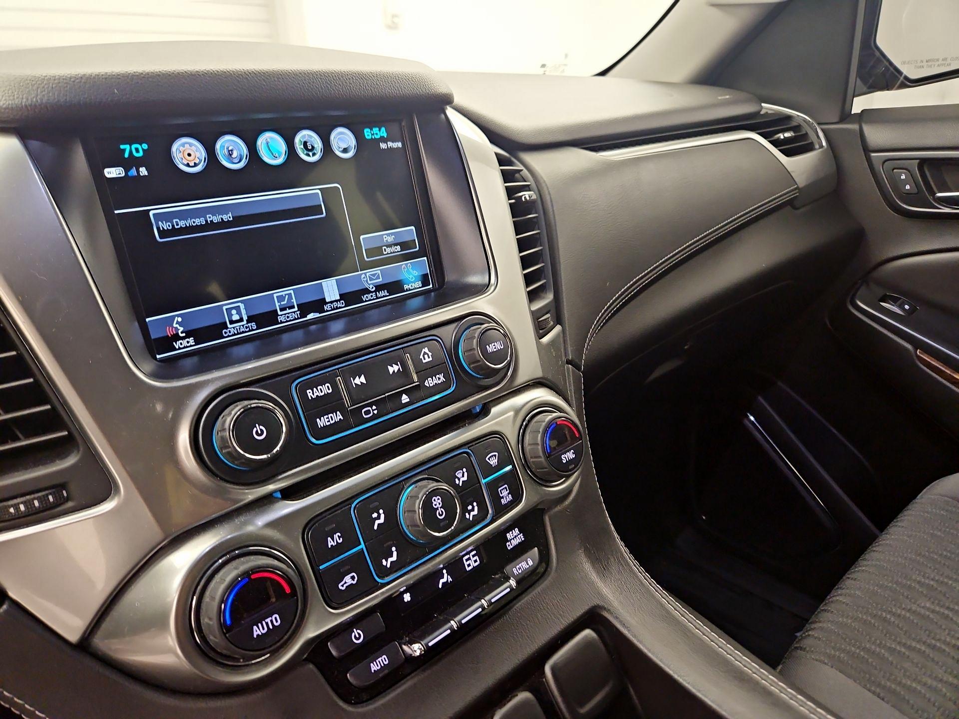 Thumbnail: 2017 Chevrolet Suburban - 14