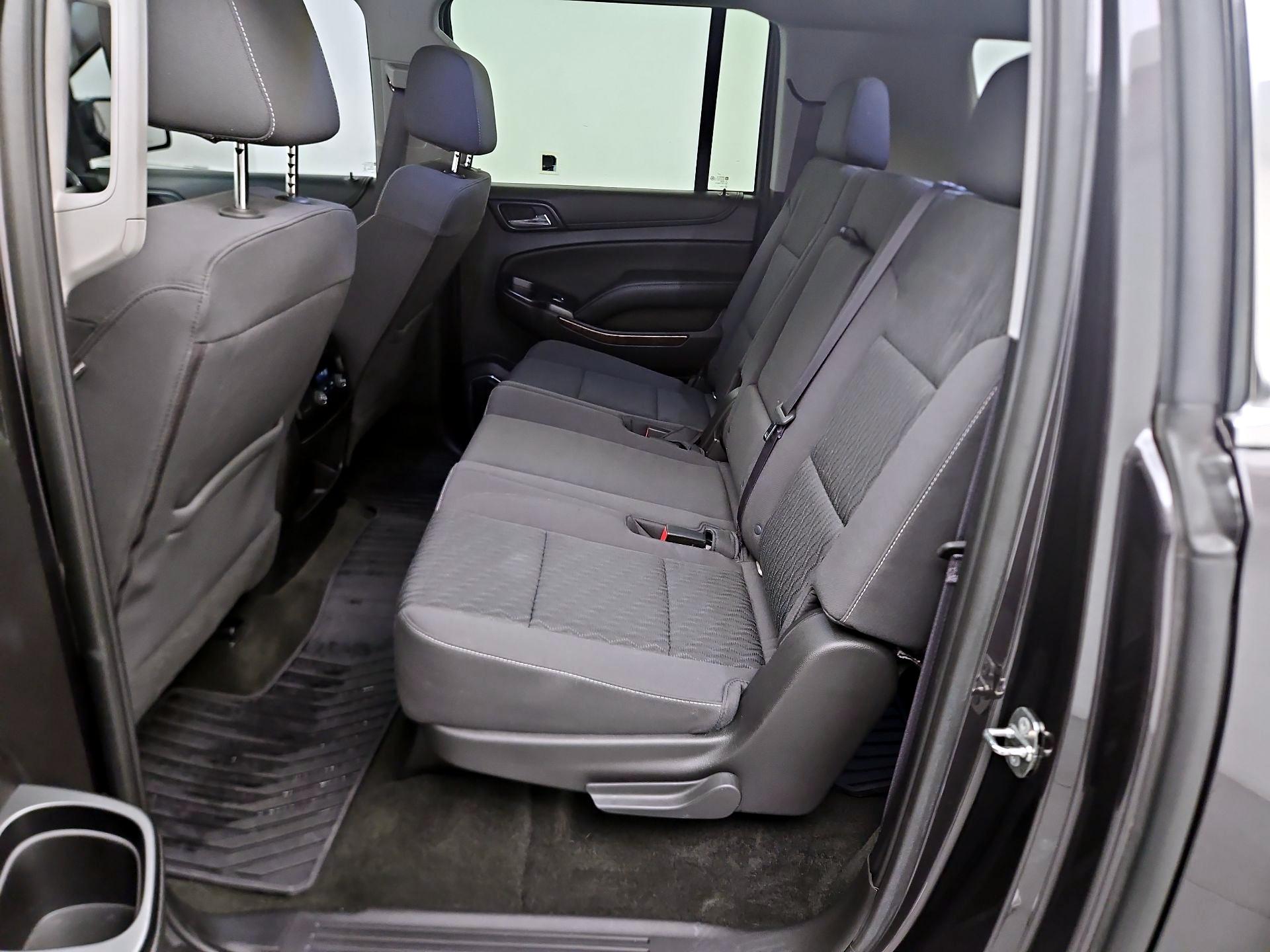 Thumbnail: 2017 Chevrolet Suburban - 16