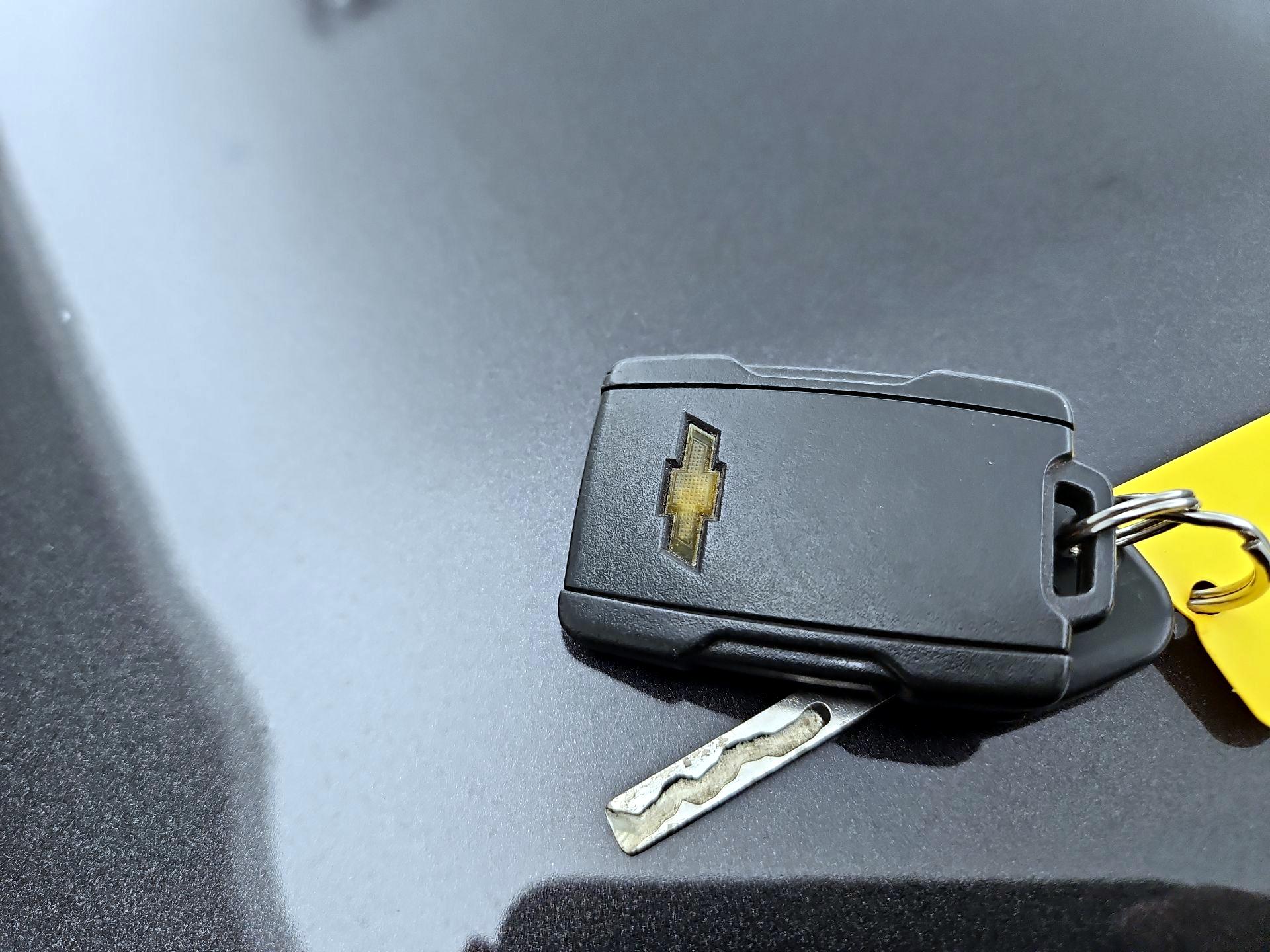 Thumbnail: 2017 Chevrolet Suburban - 19