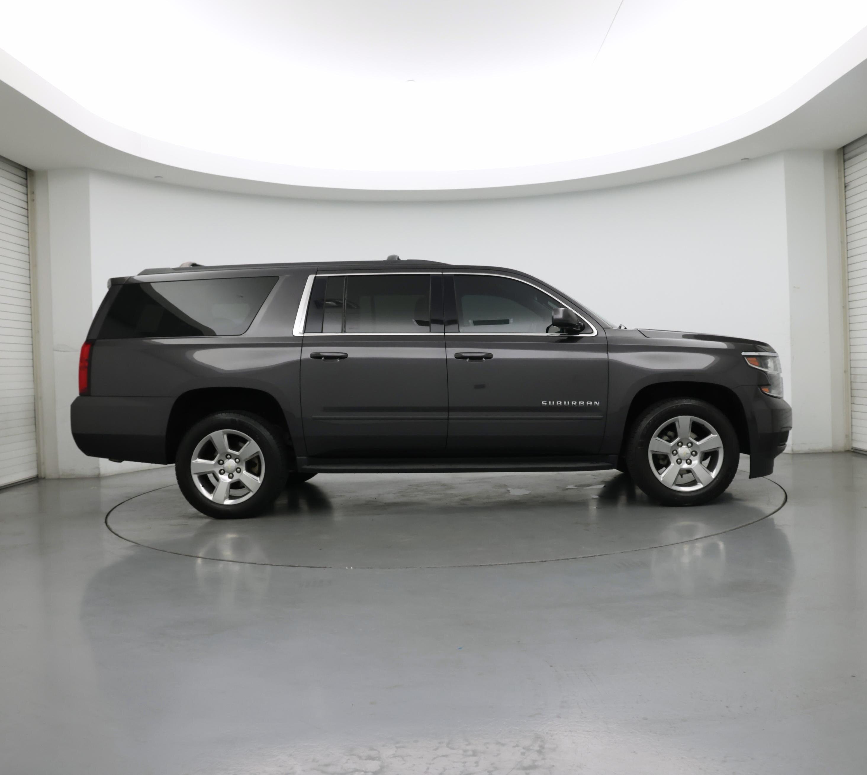 Thumbnail: 2017 Chevrolet Suburban - 7