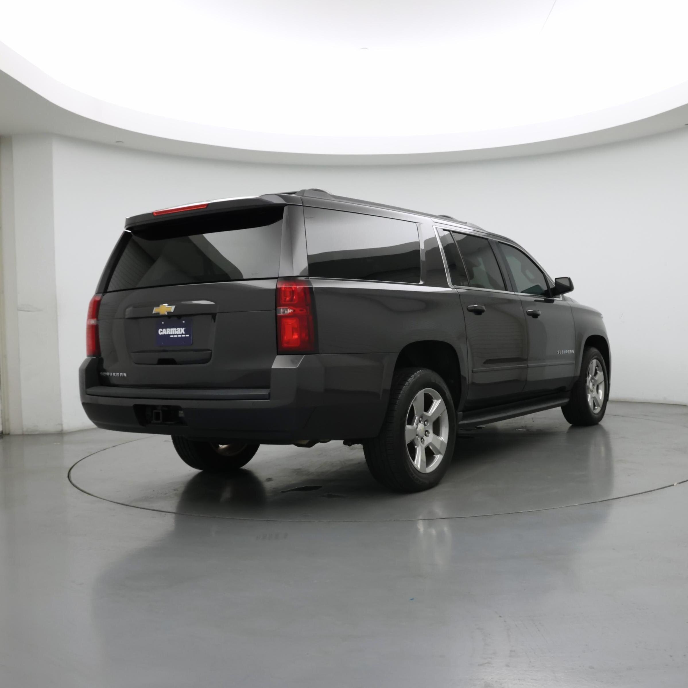 Thumbnail: 2017 Chevrolet Suburban - 8