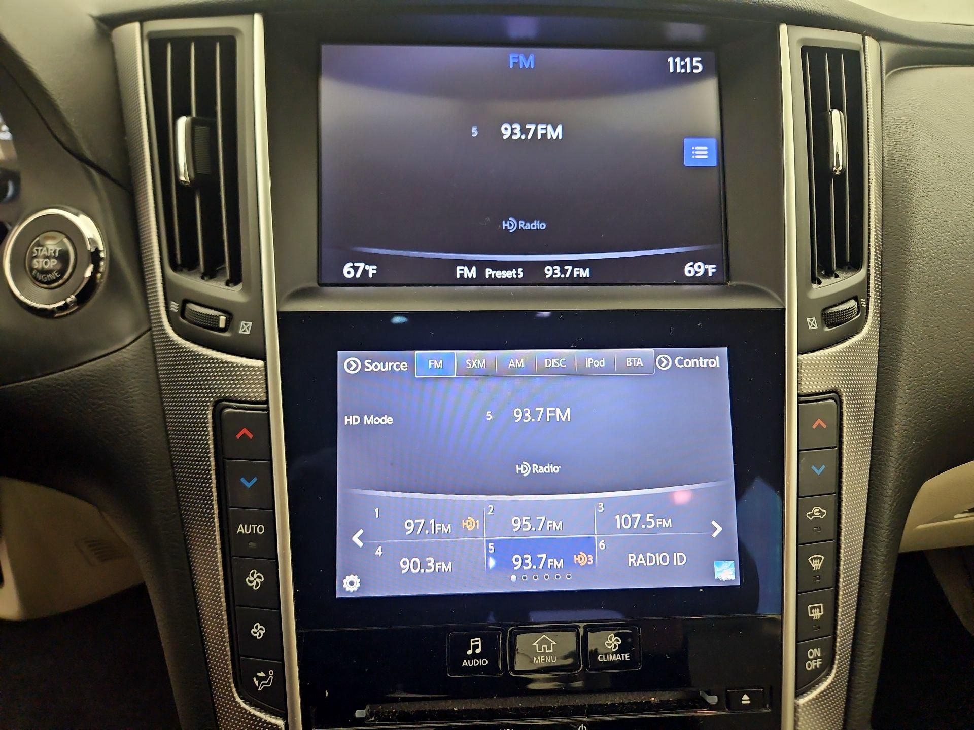 Thumbnail: 2015 INFINITI Q50 - 15