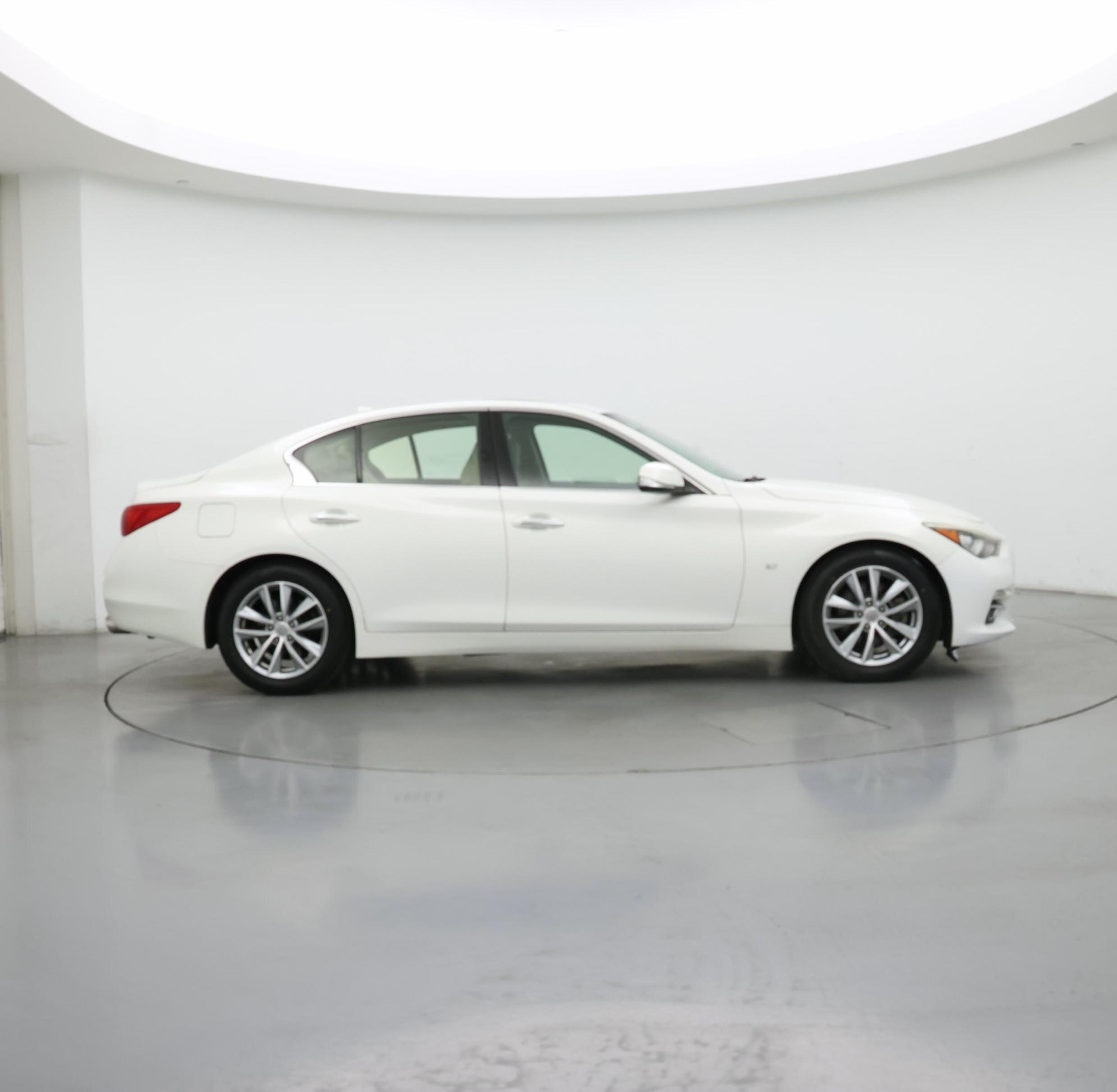 Thumbnail: 2015 INFINITI Q50 - 7