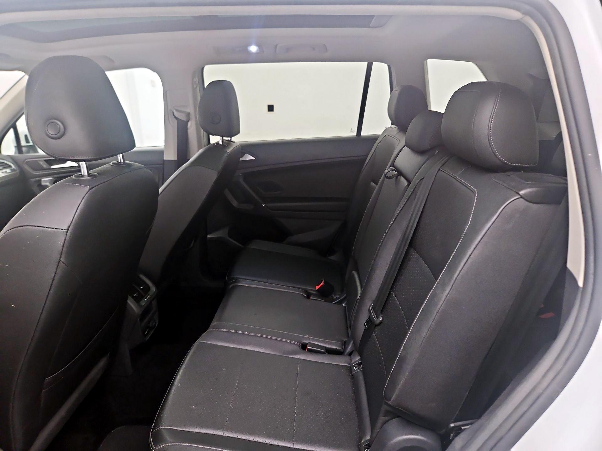 Thumbnail: 2020 Volkswagen Tiguan - 20