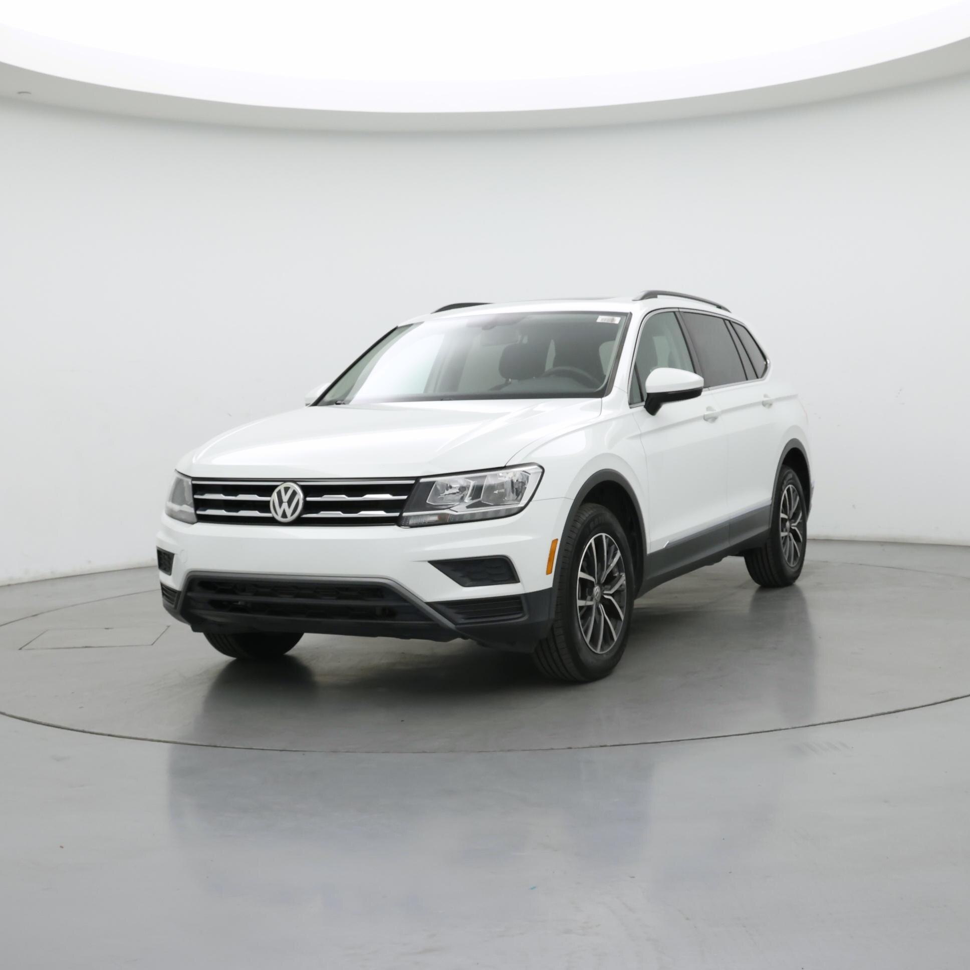 Thumbnail: 2020 Volkswagen Tiguan - 4