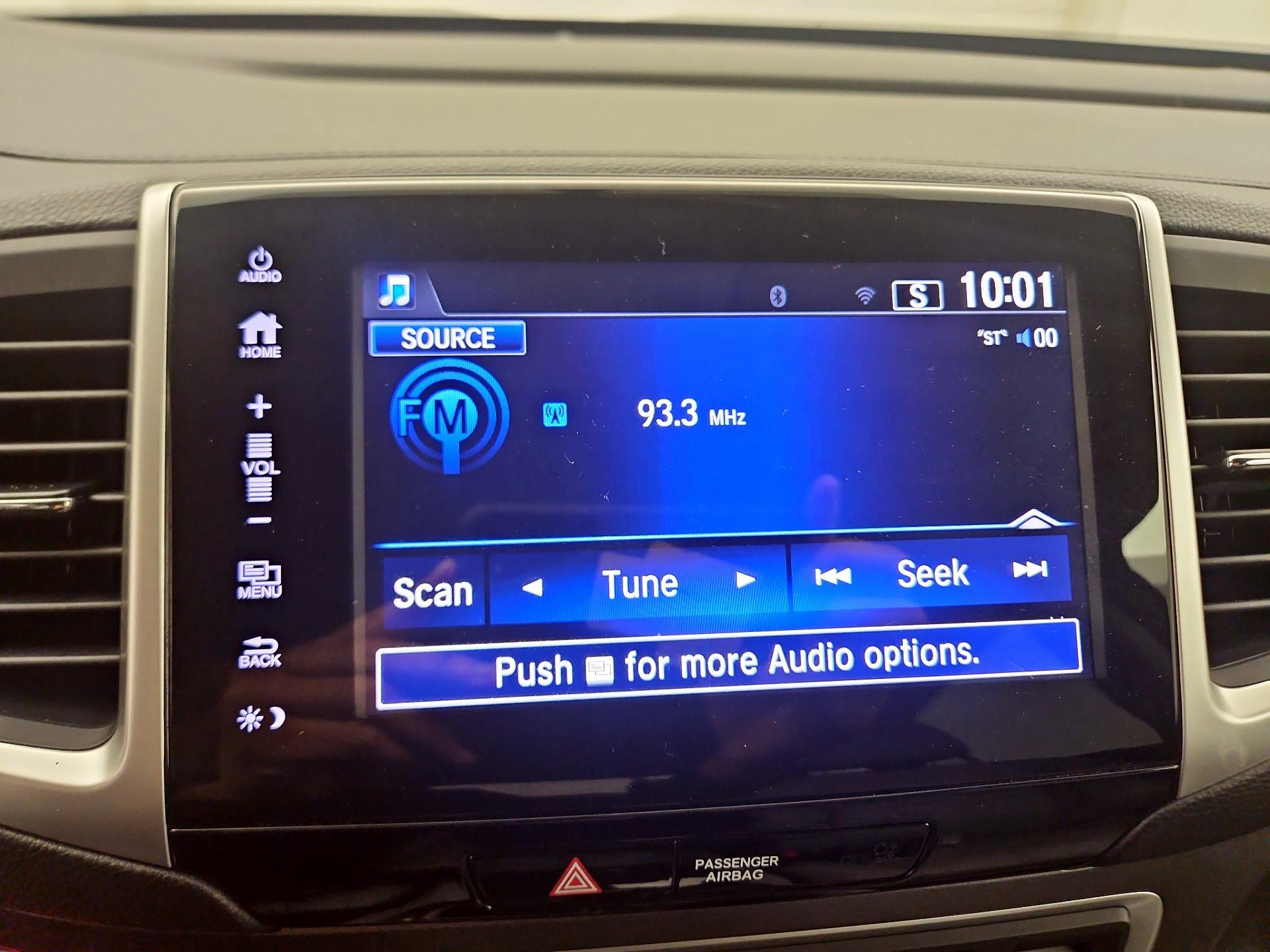 Thumbnail: 2018 Honda Pilot - 15