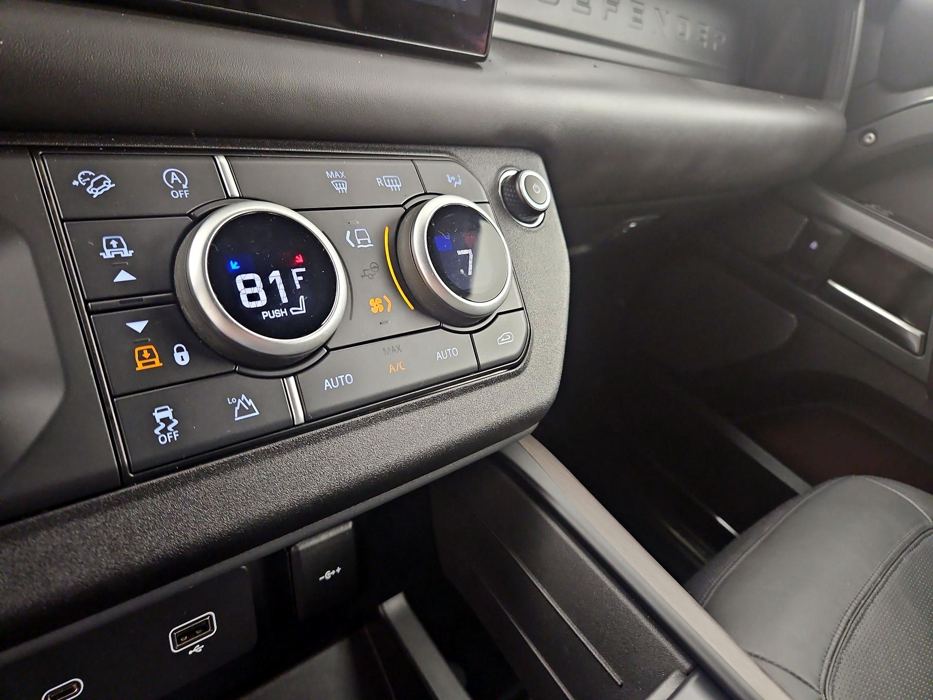 Thumbnail: 2023 Land Rover Defender - 15