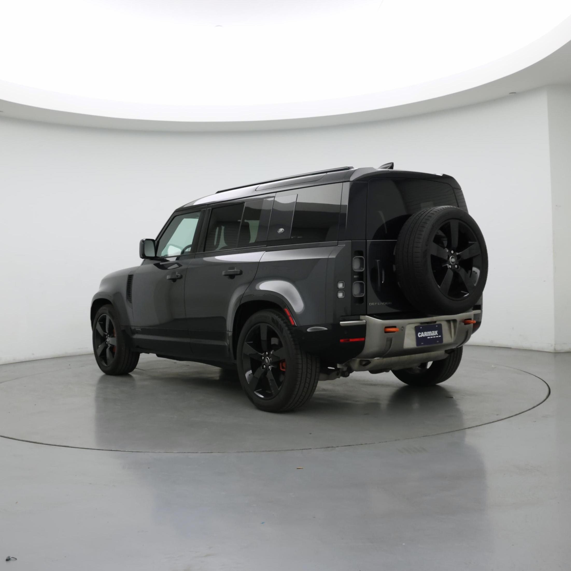 Thumbnail: 2023 Land Rover Defender - 2