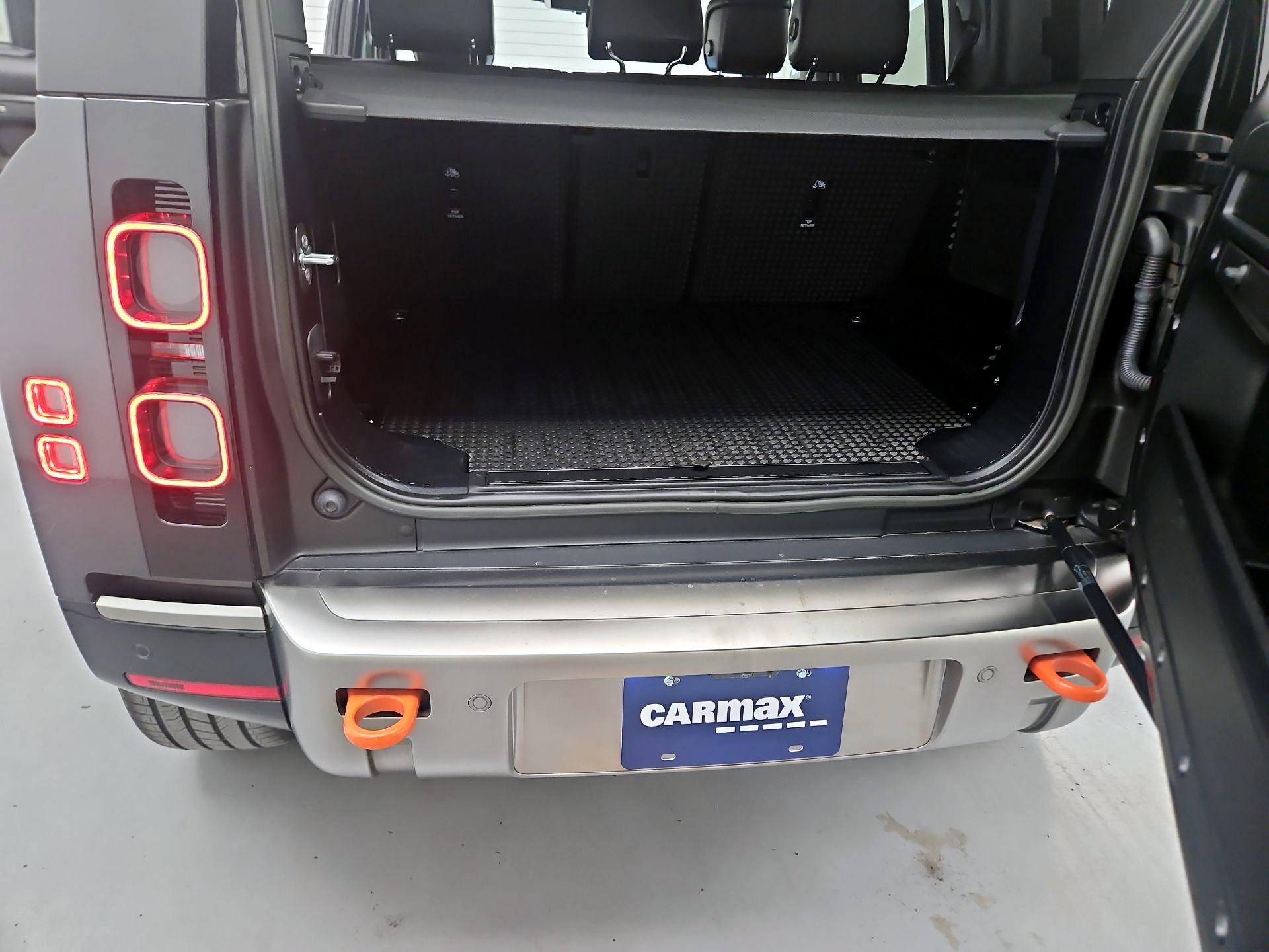 Thumbnail: 2023 Land Rover Defender - 20