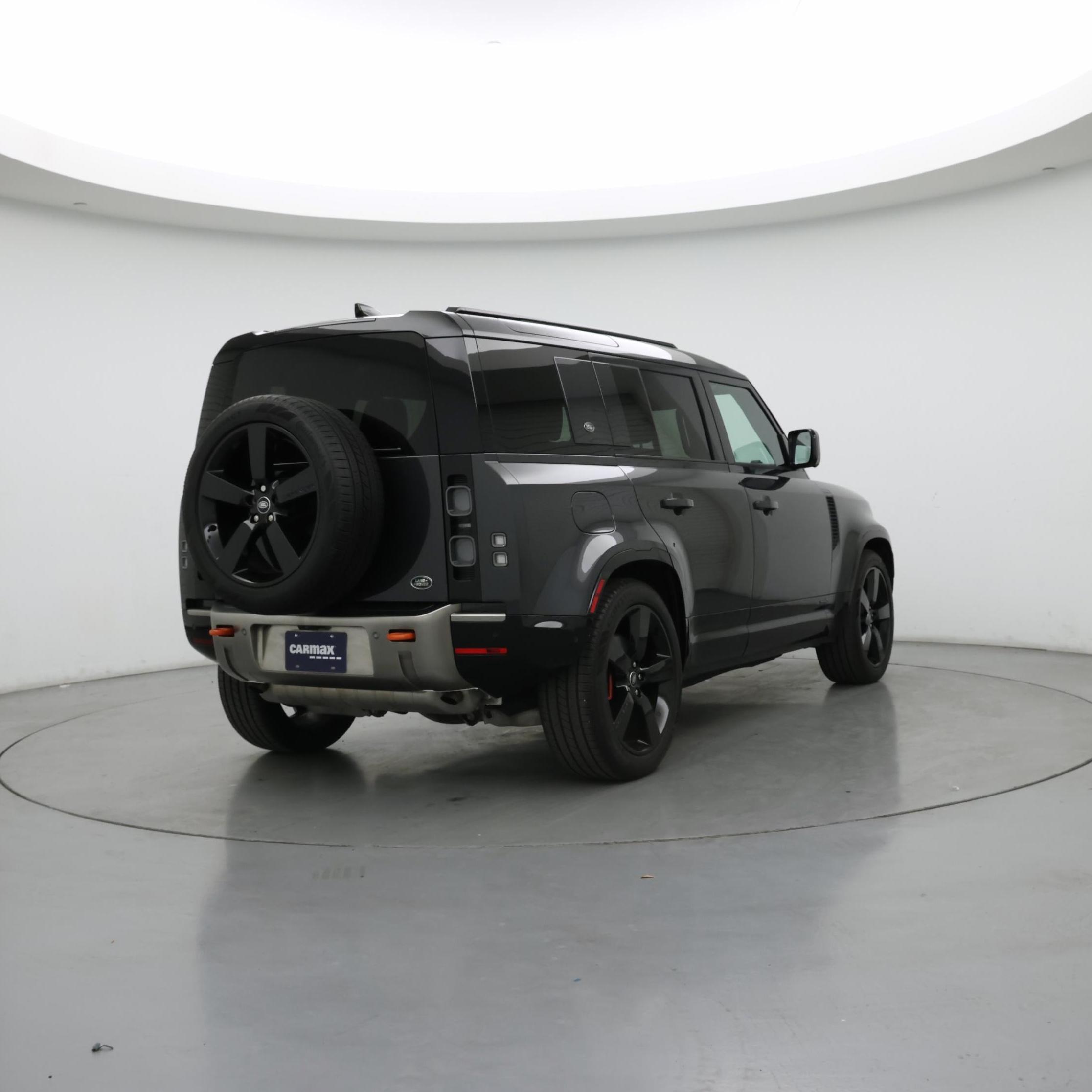 Thumbnail: 2023 Land Rover Defender - 8