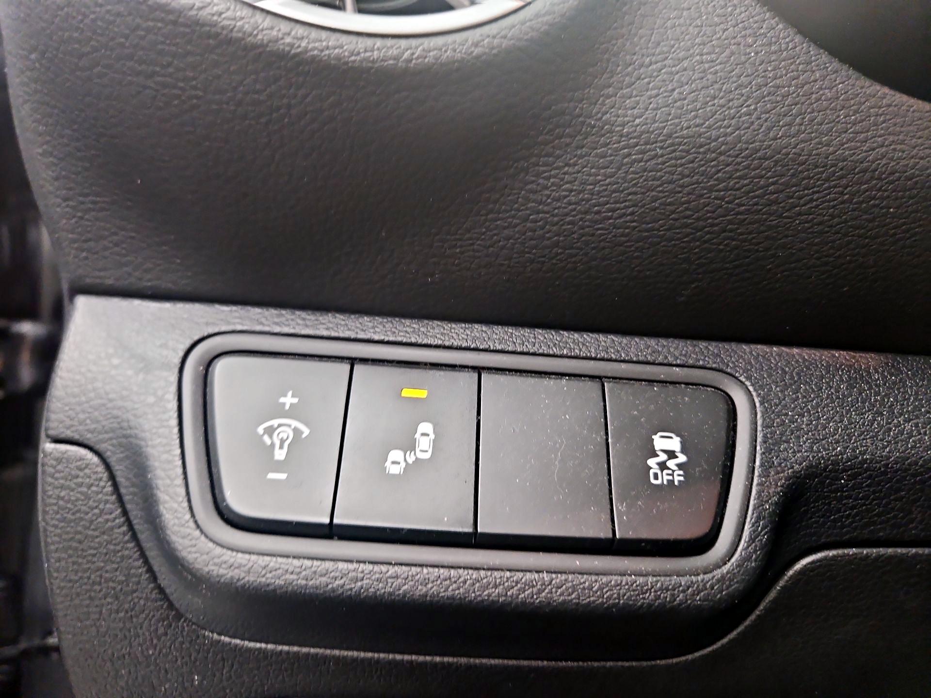 Thumbnail: 2024 Kia Forte - 13